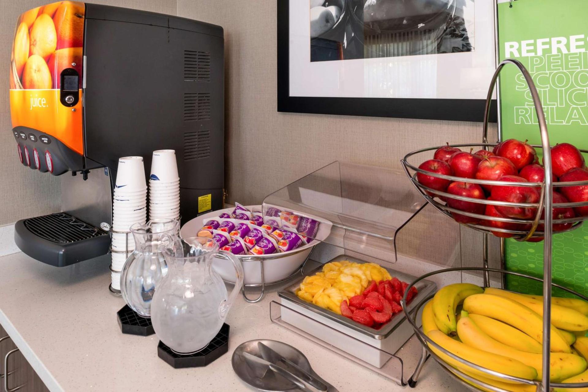 Hampton Inn Los Angeles-West Covina photo 20
