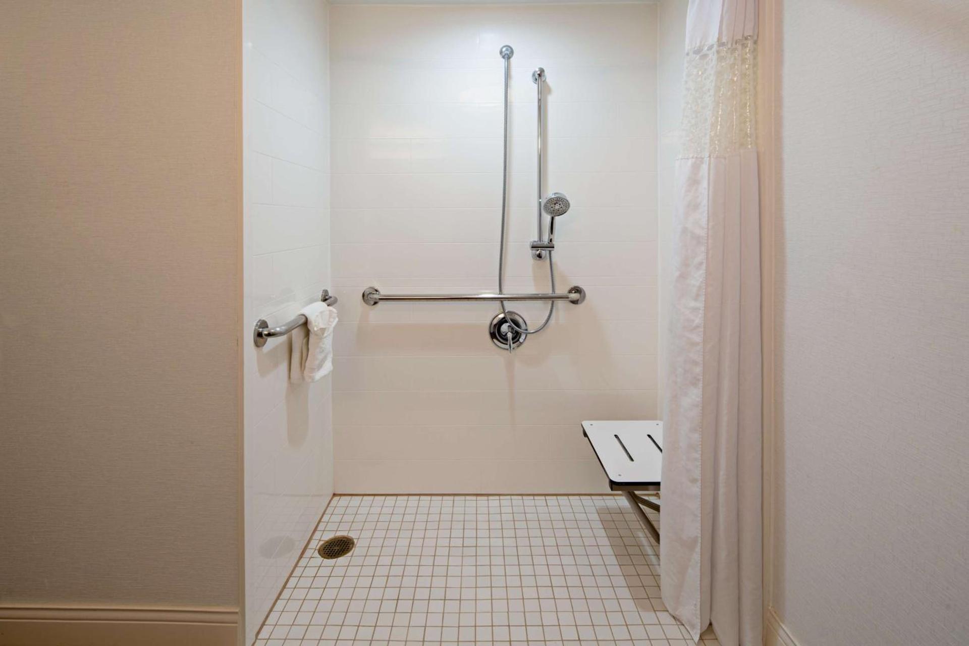 Hampton Inn Los Angeles-West Covina photo 26