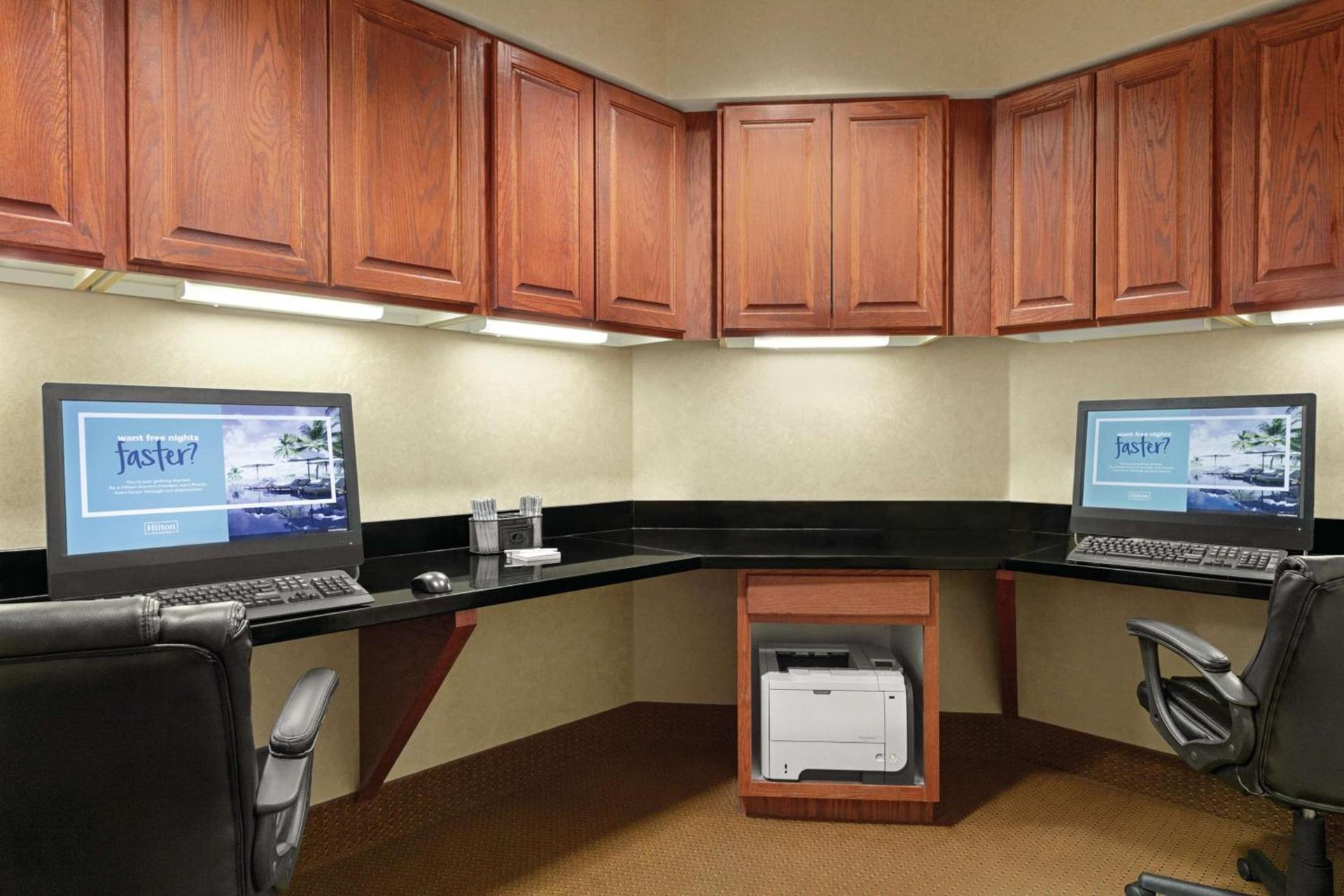 Hampton Inn & Suites Enid photo 30