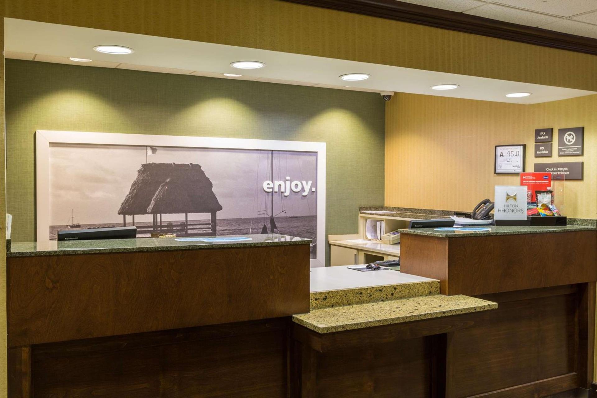 Hampton Inn Washington photo 6