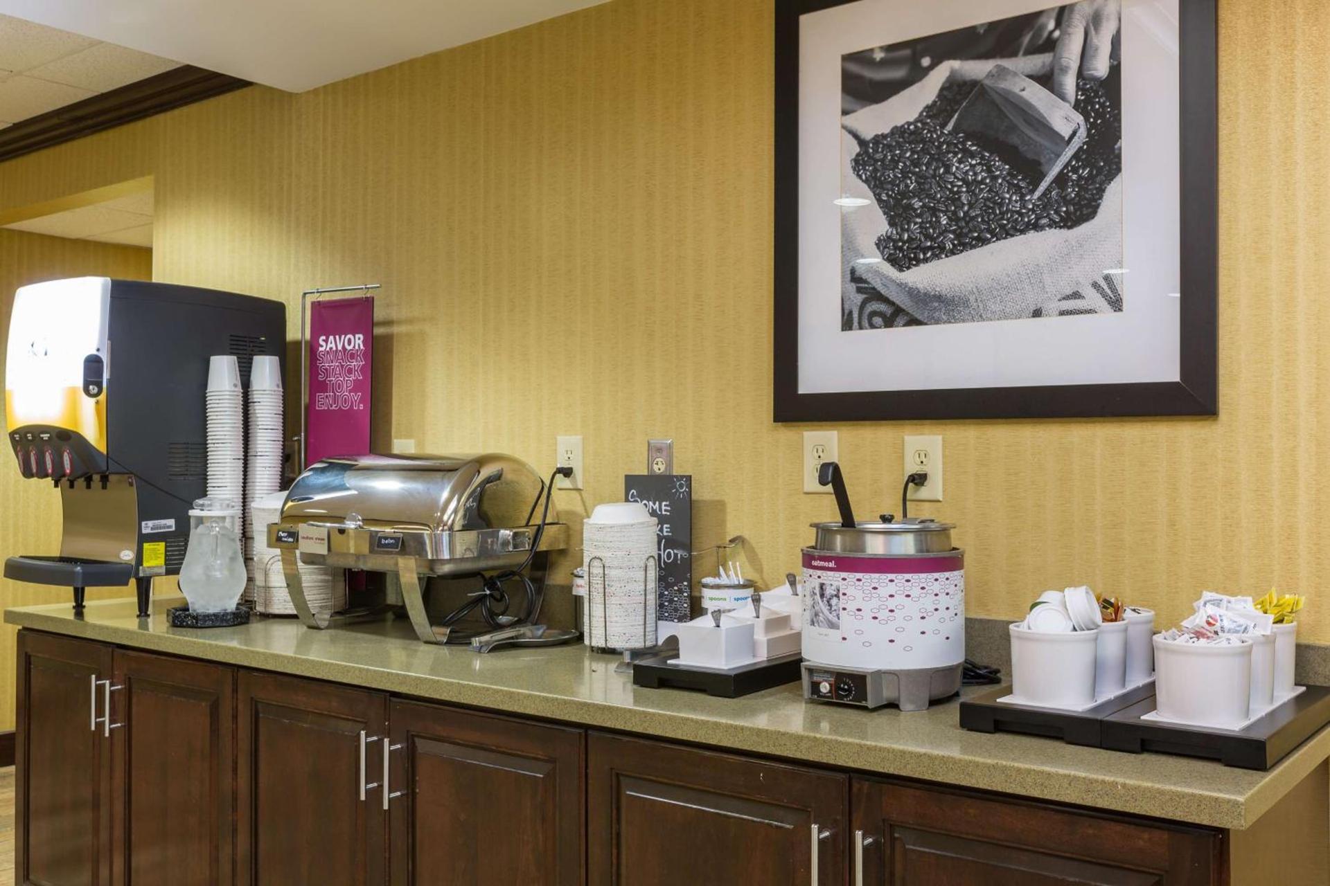 Hampton Inn Washington photo 10
