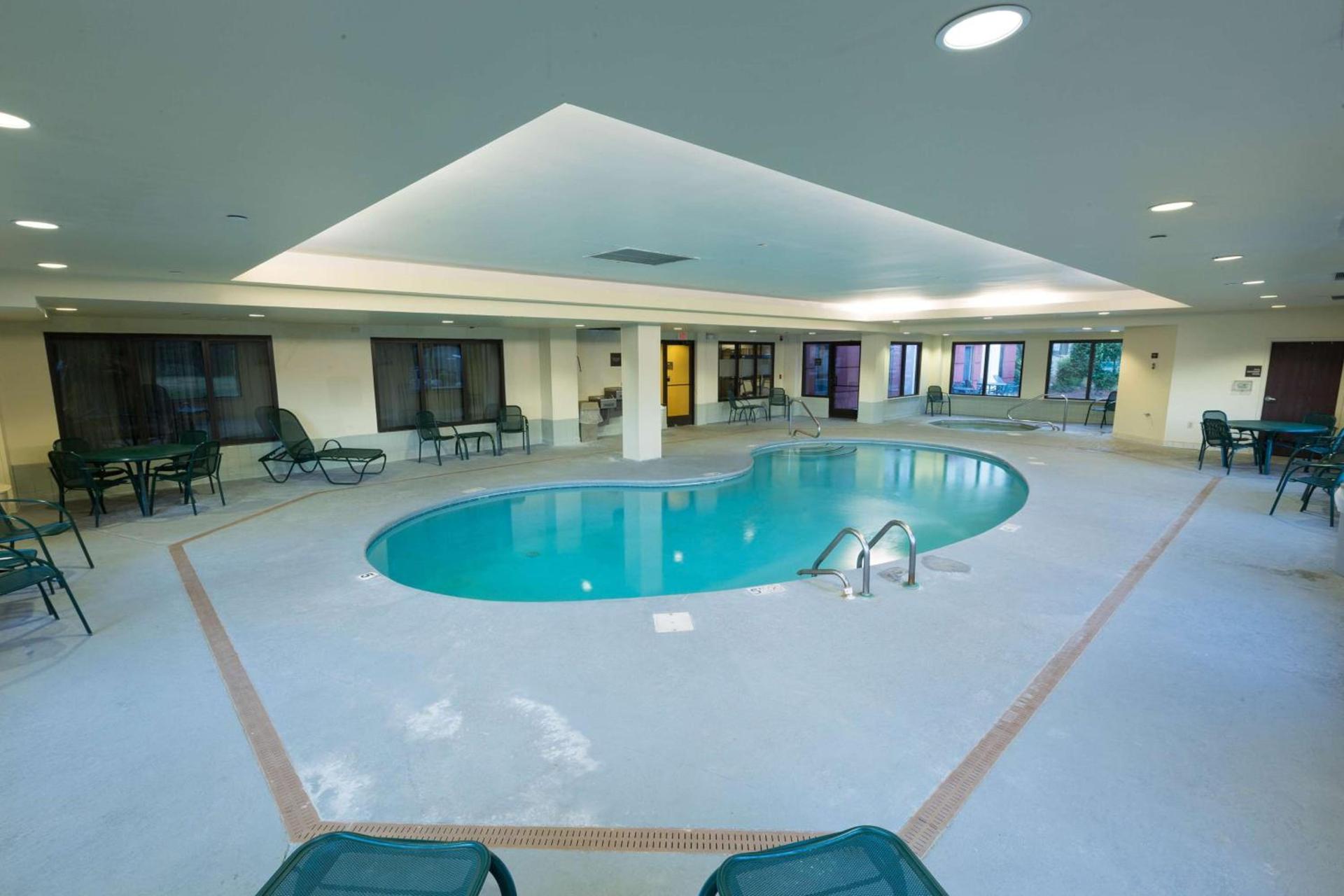 Hampton Inn Washington photo 9