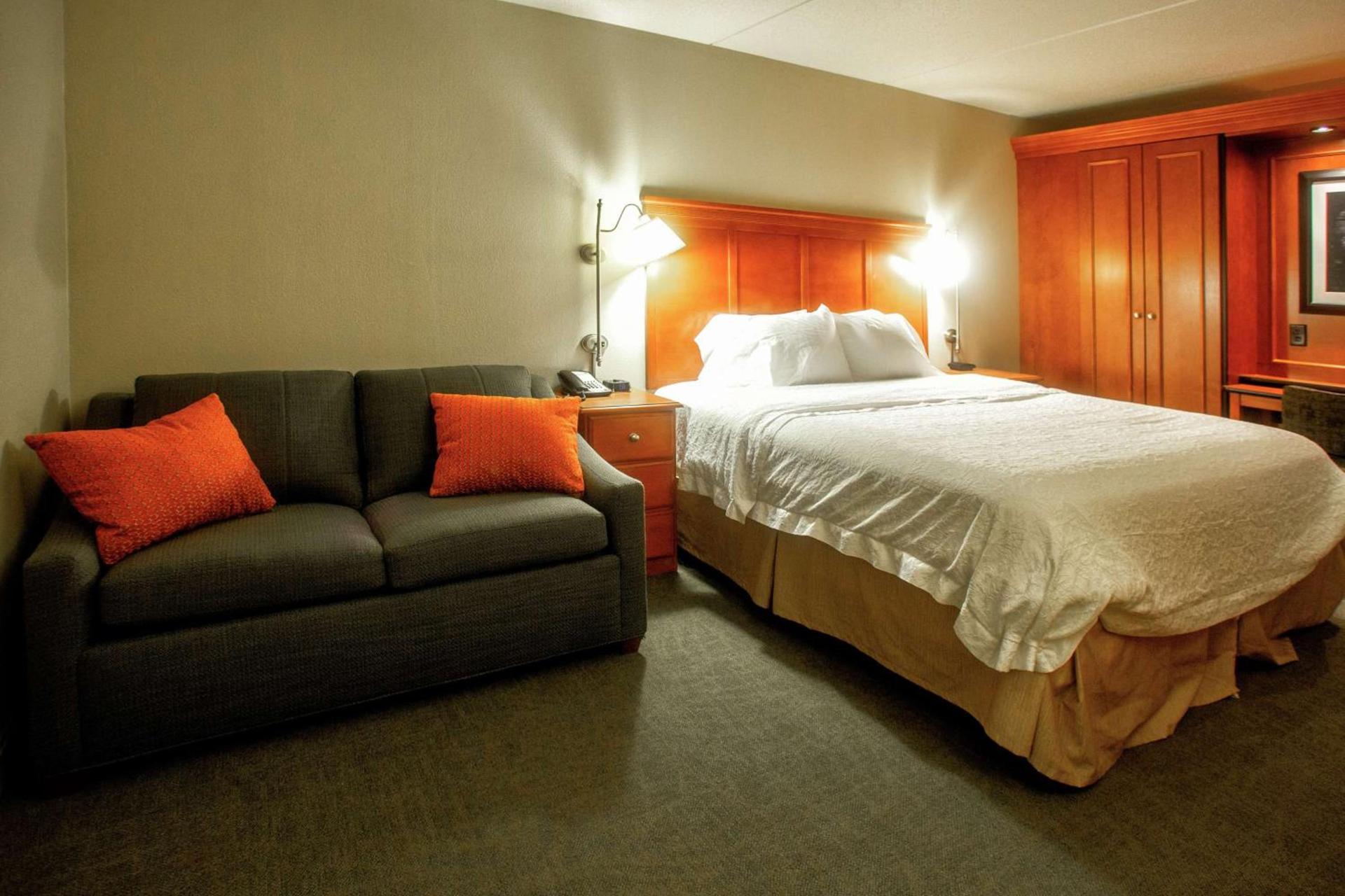 Hampton Inn Wheeling photo 37