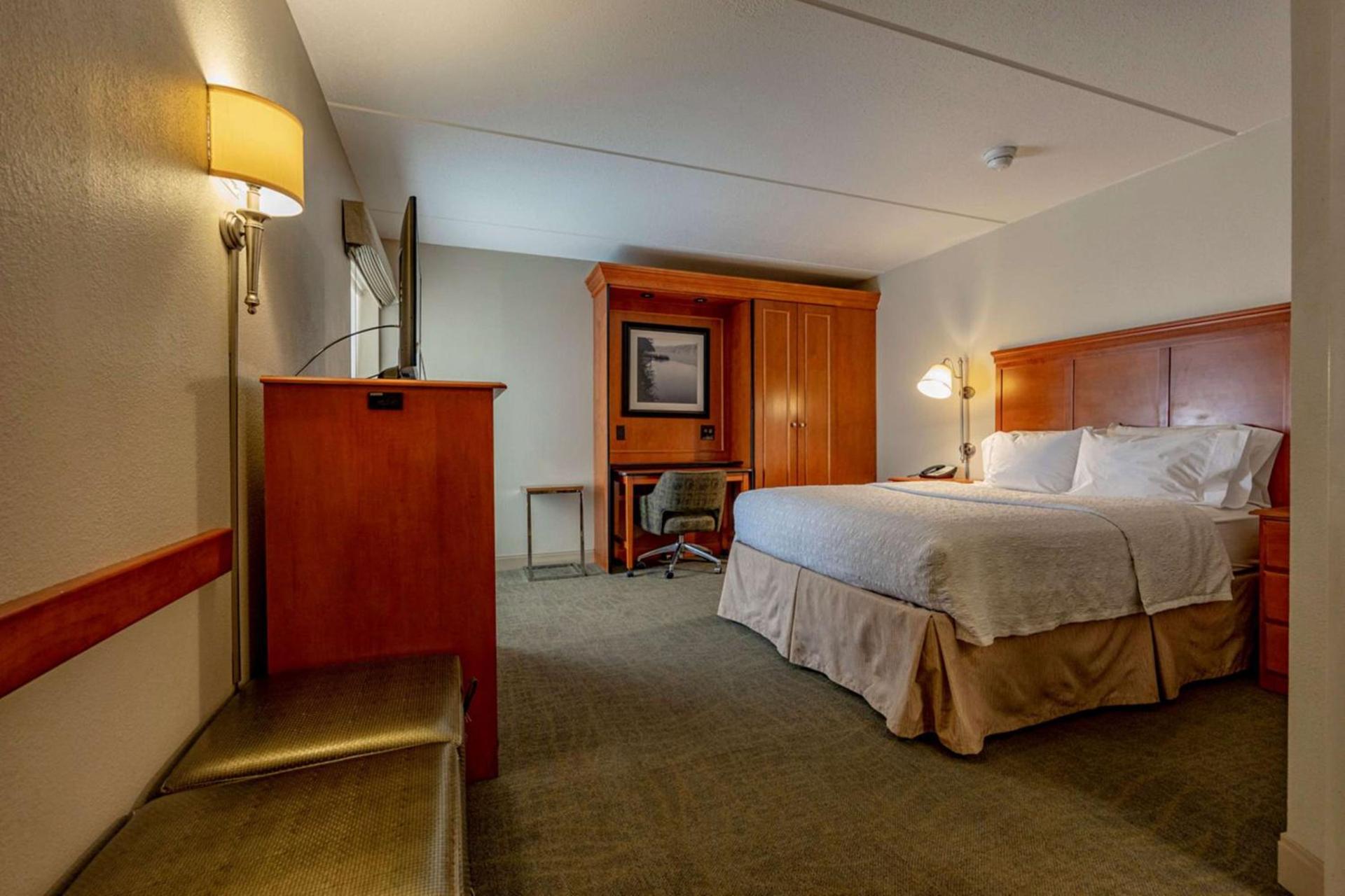 Hampton Inn Wheeling photo 44