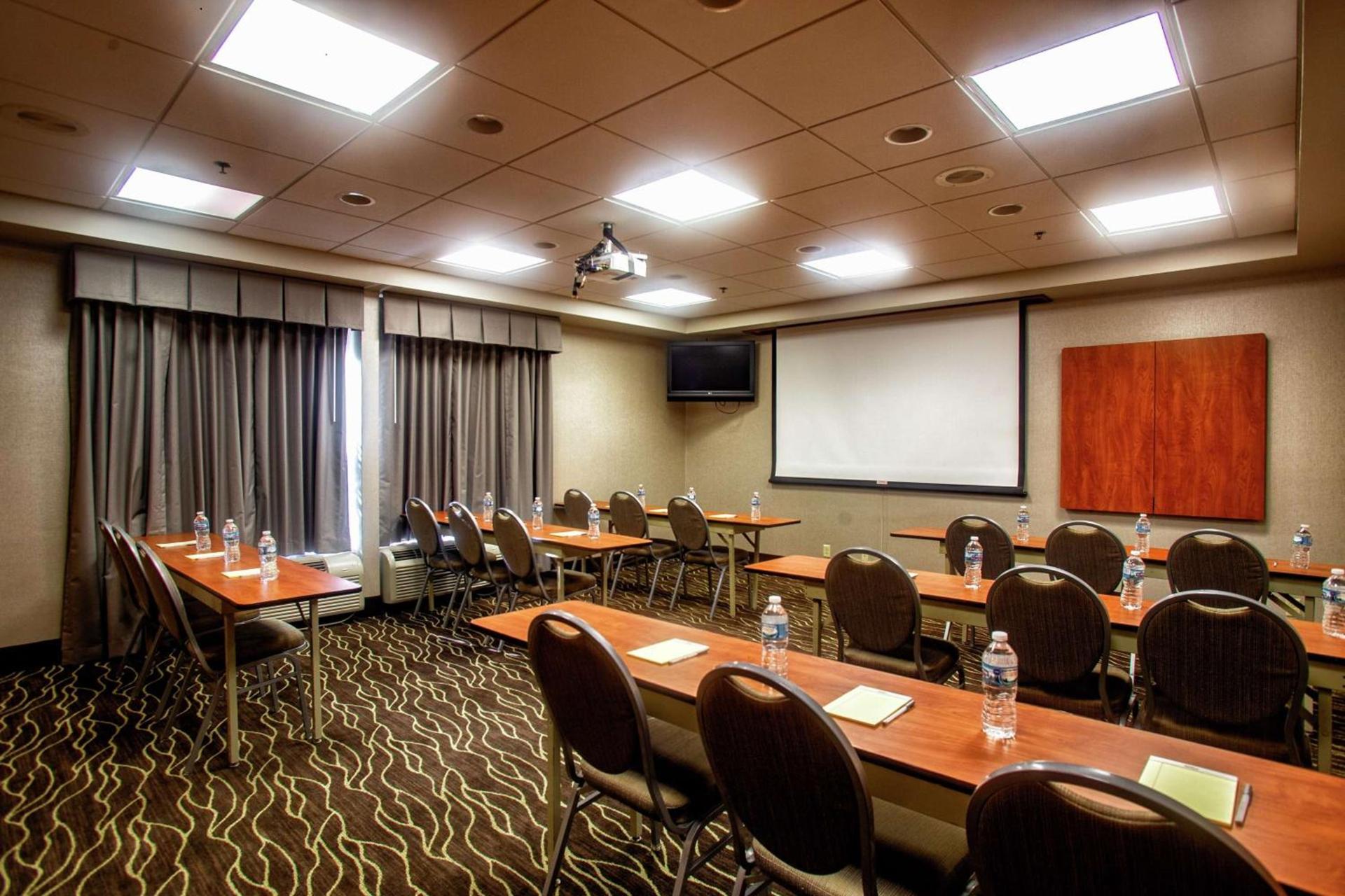 Hampton Inn Wheeling photo 50