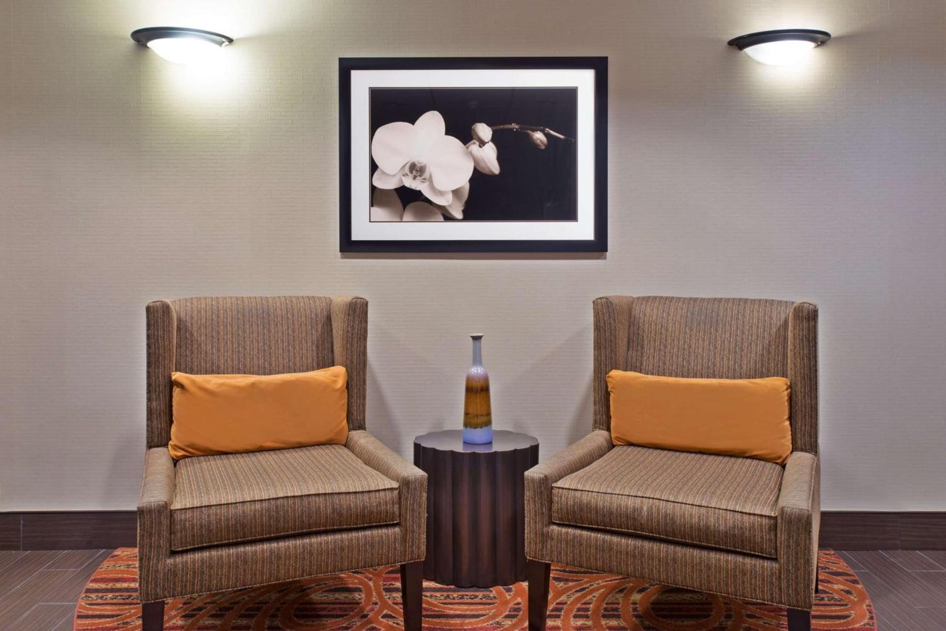 Hampton Inn Winfield Teays Valley photo 3