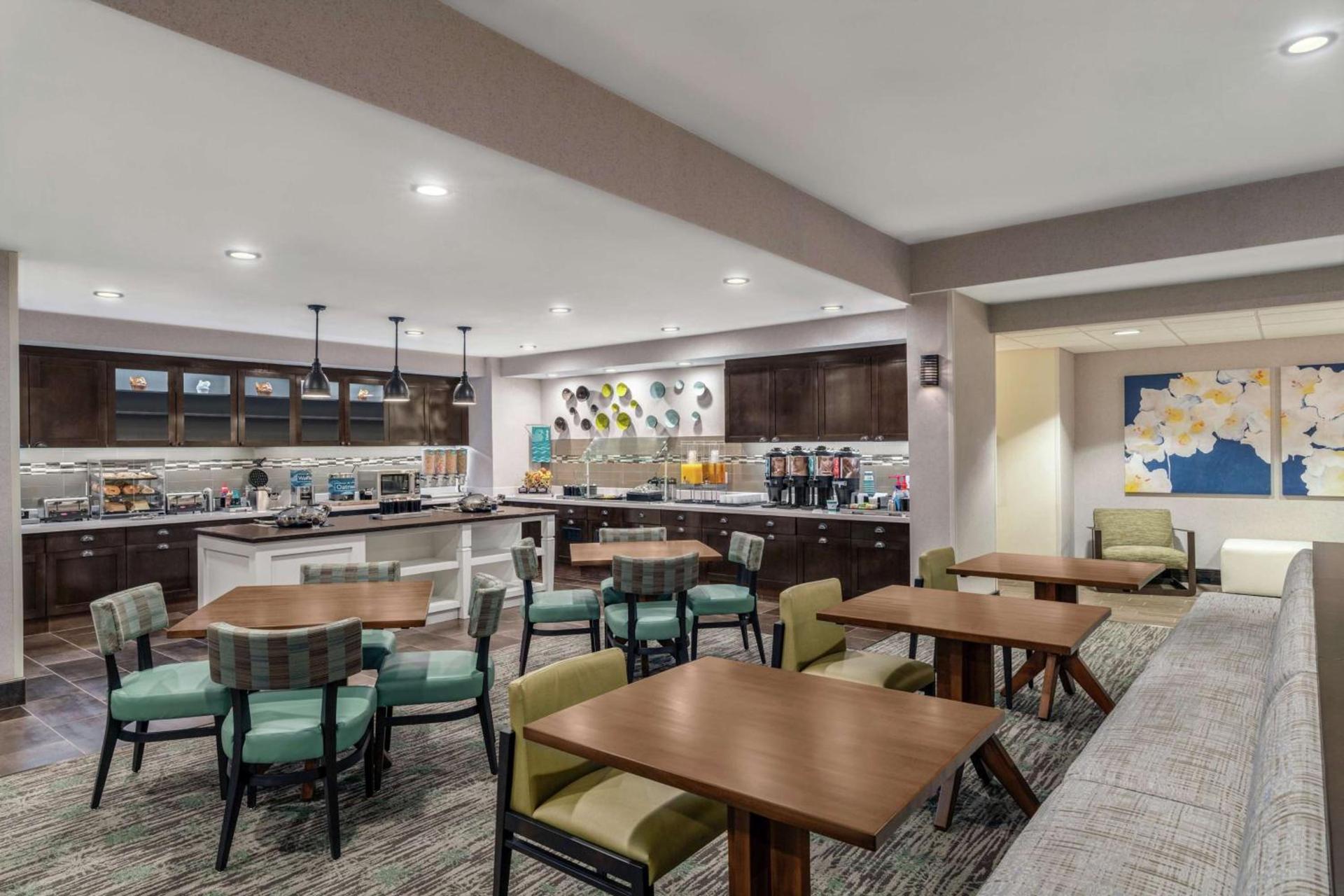 Homewood Suites by Hilton Providence-Warwick photo 7