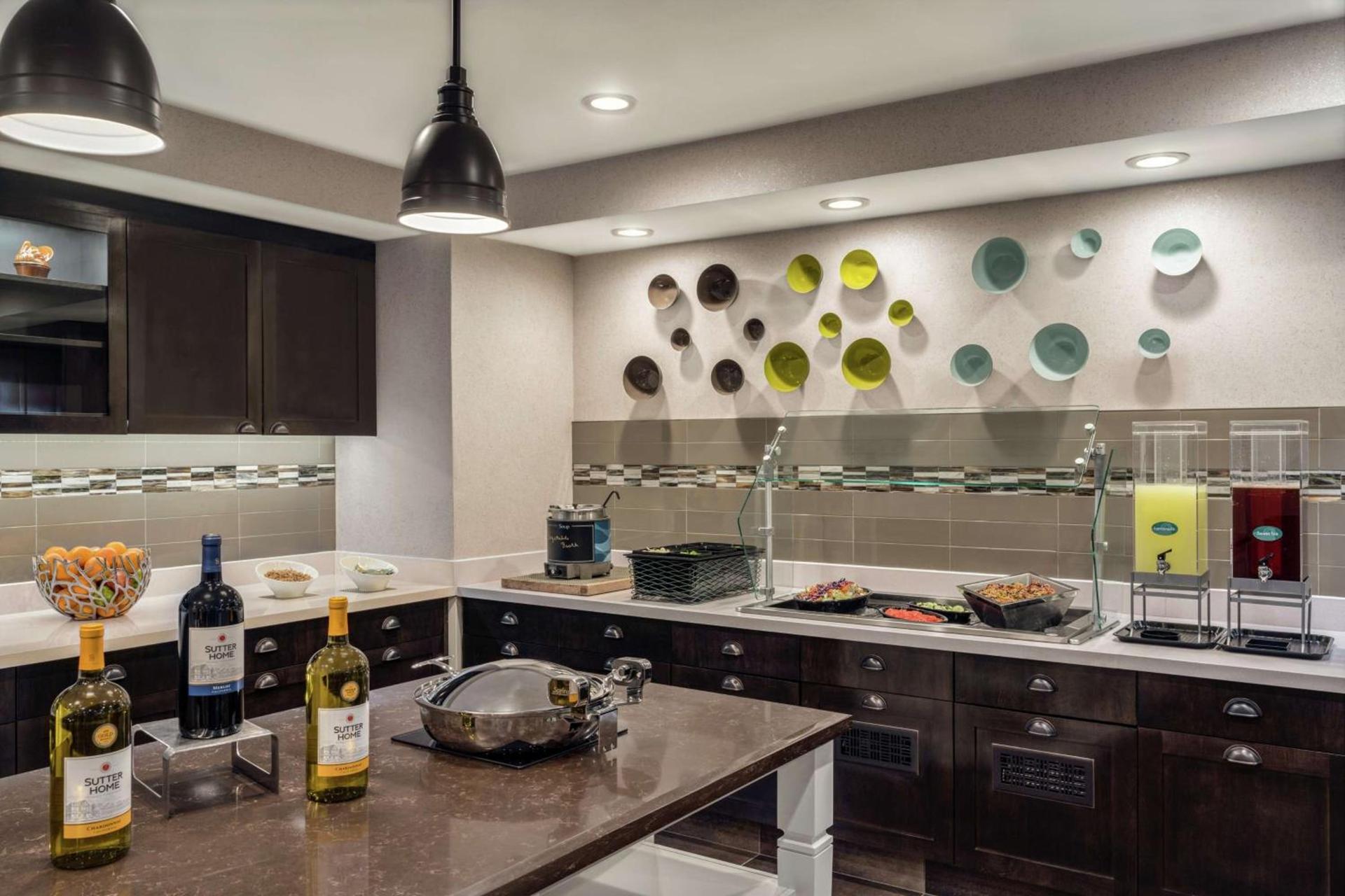 Homewood Suites by Hilton Providence-Warwick photo 11