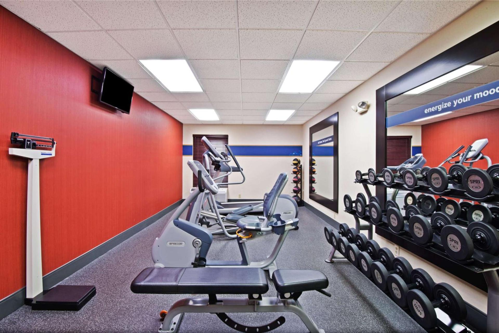 Hampton Inn Winfield Teays Valley photo 13