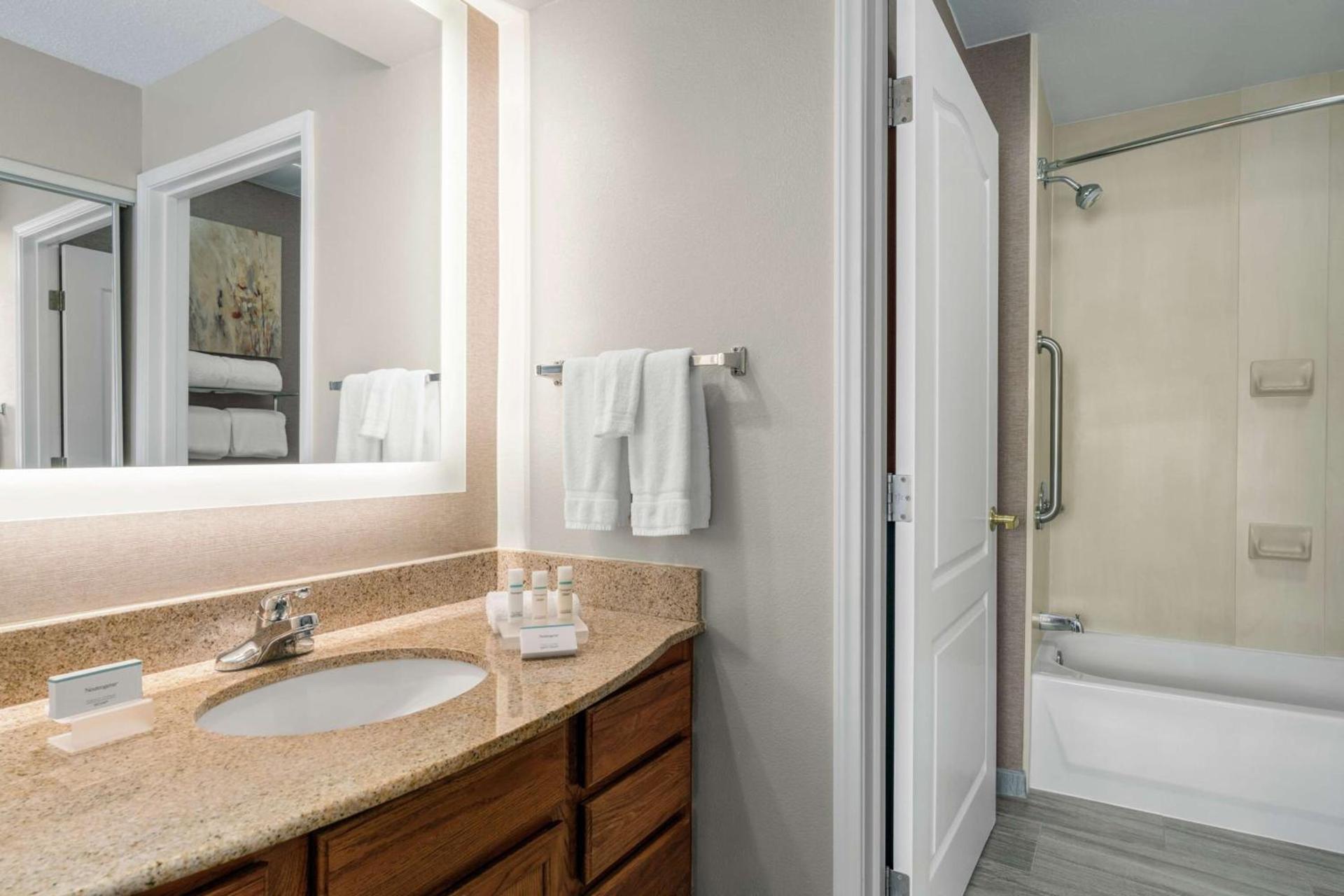 Homewood Suites by Hilton Providence-Warwick photo 26