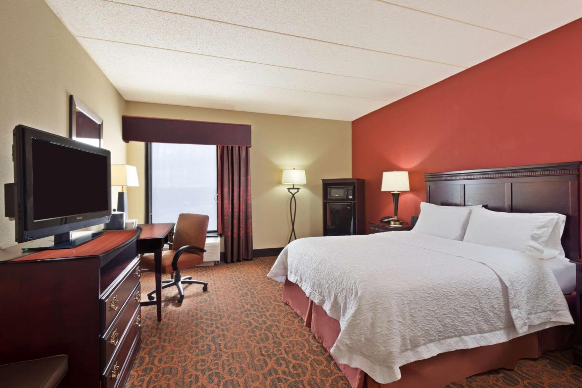 Hampton Inn Winfield Teays Valley photo 22