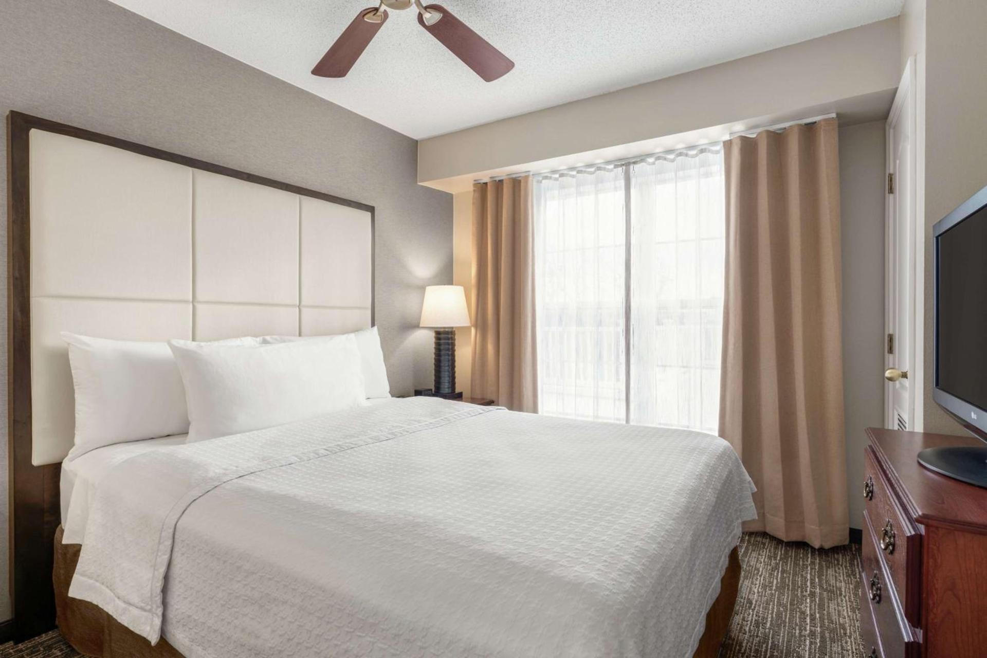 Homewood Suites by Hilton Providence-Warwick photo 12