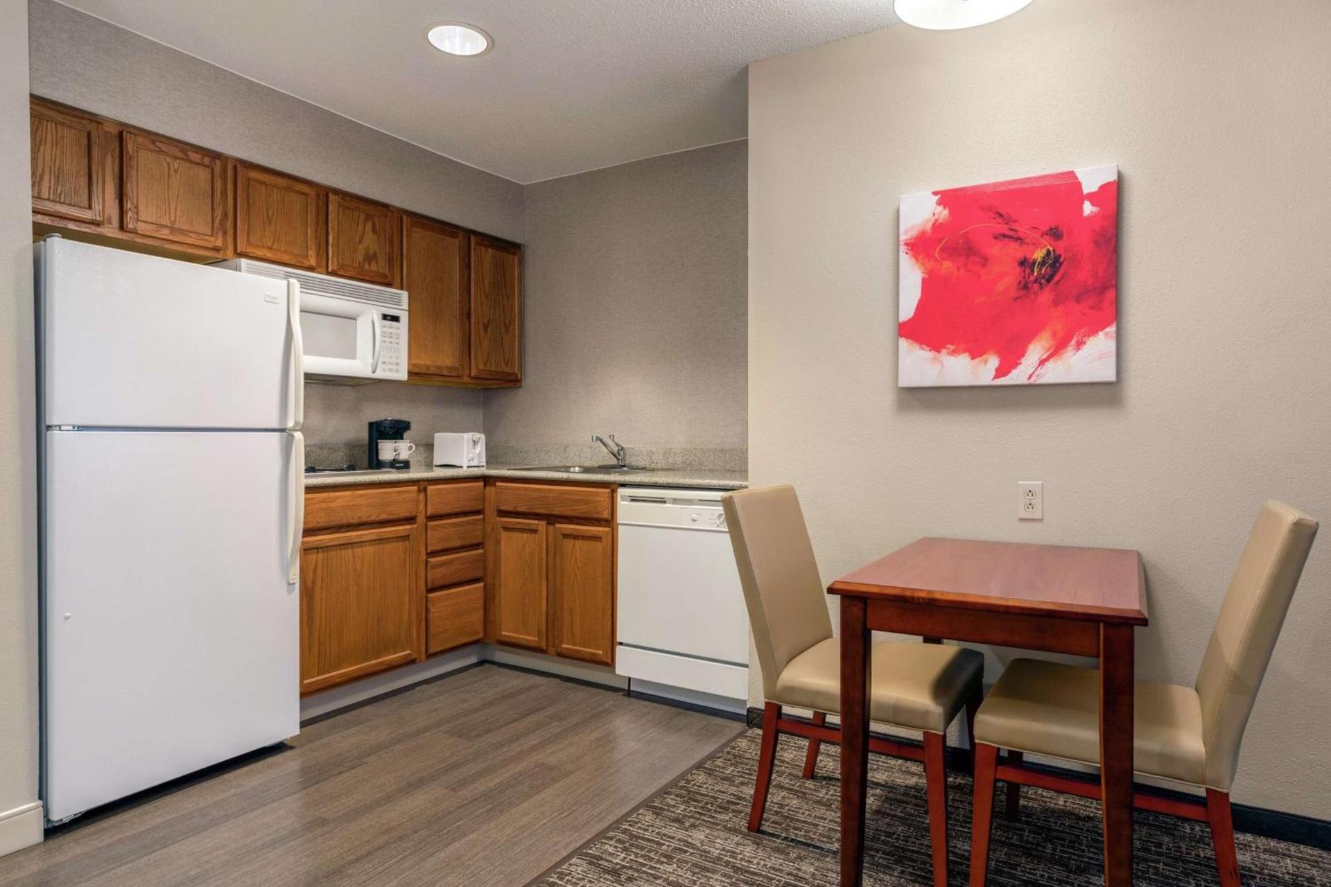 Homewood Suites by Hilton Providence-Warwick photo 23