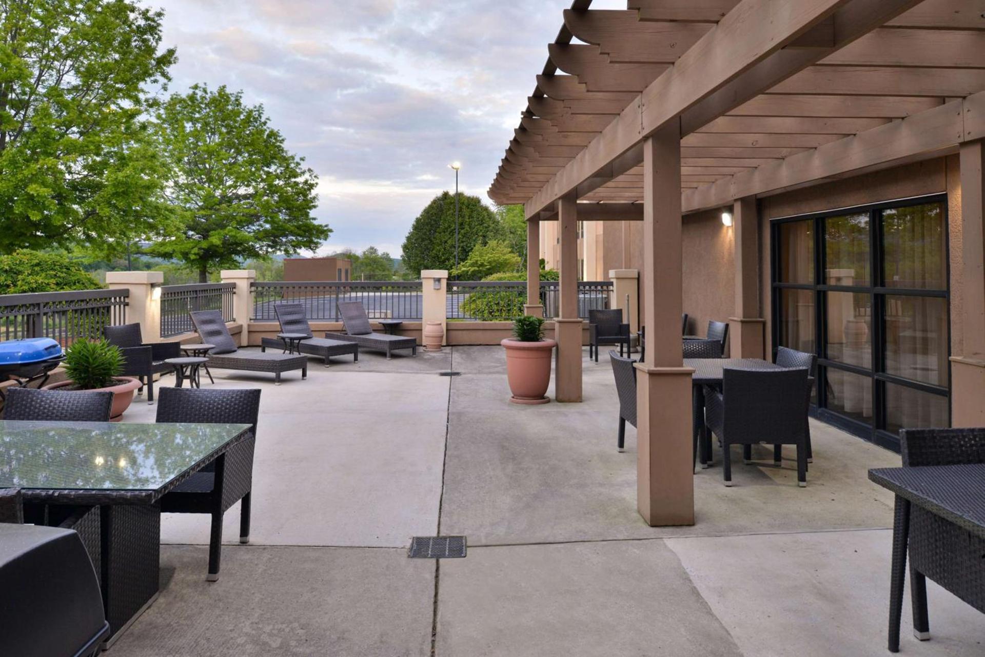 Hampton Inn Wytheville photo 4