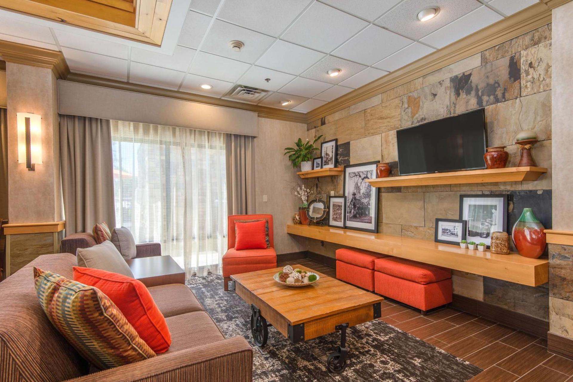 Hampton Inn Wilkesboro photo 6