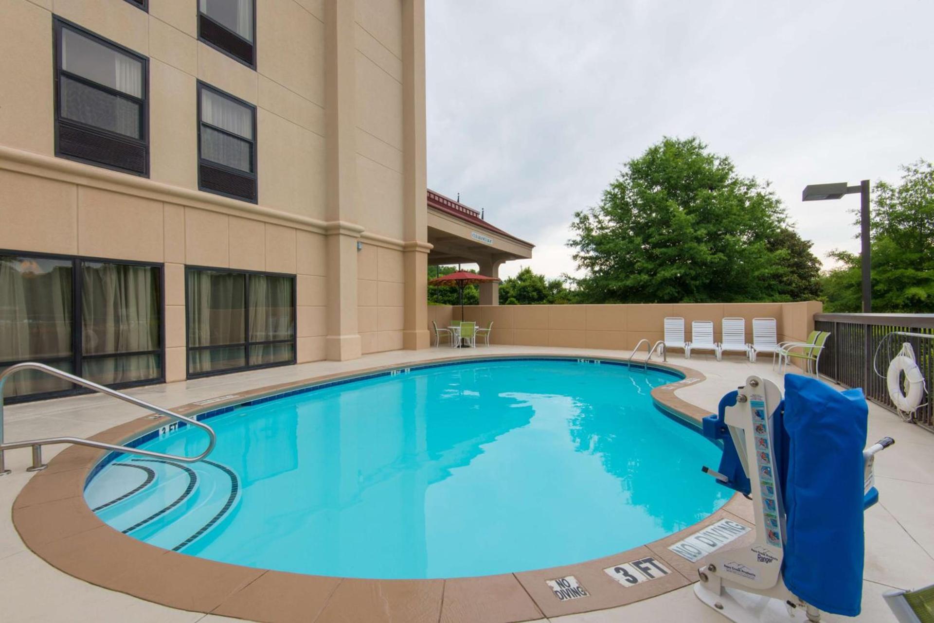 Hampton Inn Wilkesboro photo 7