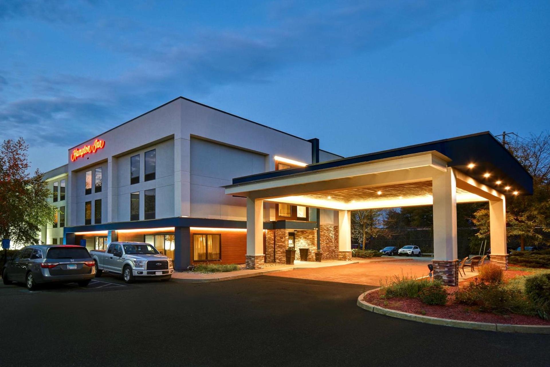 Hampton Inn White River Junction photo 3