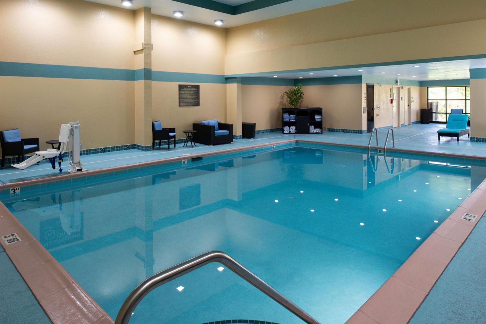 Hampton Inn Wytheville photo 9