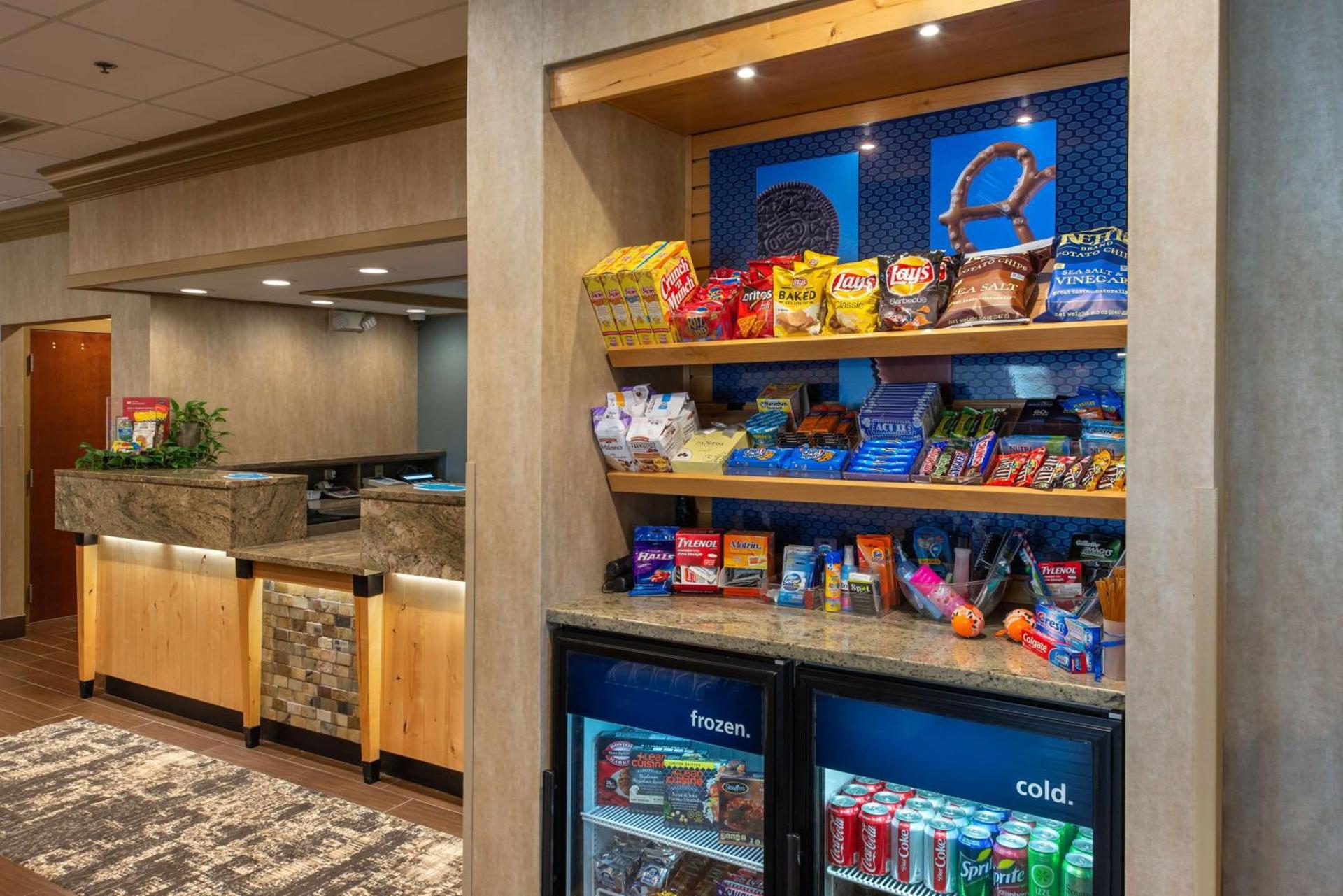 Hampton Inn Wilkesboro photo 11