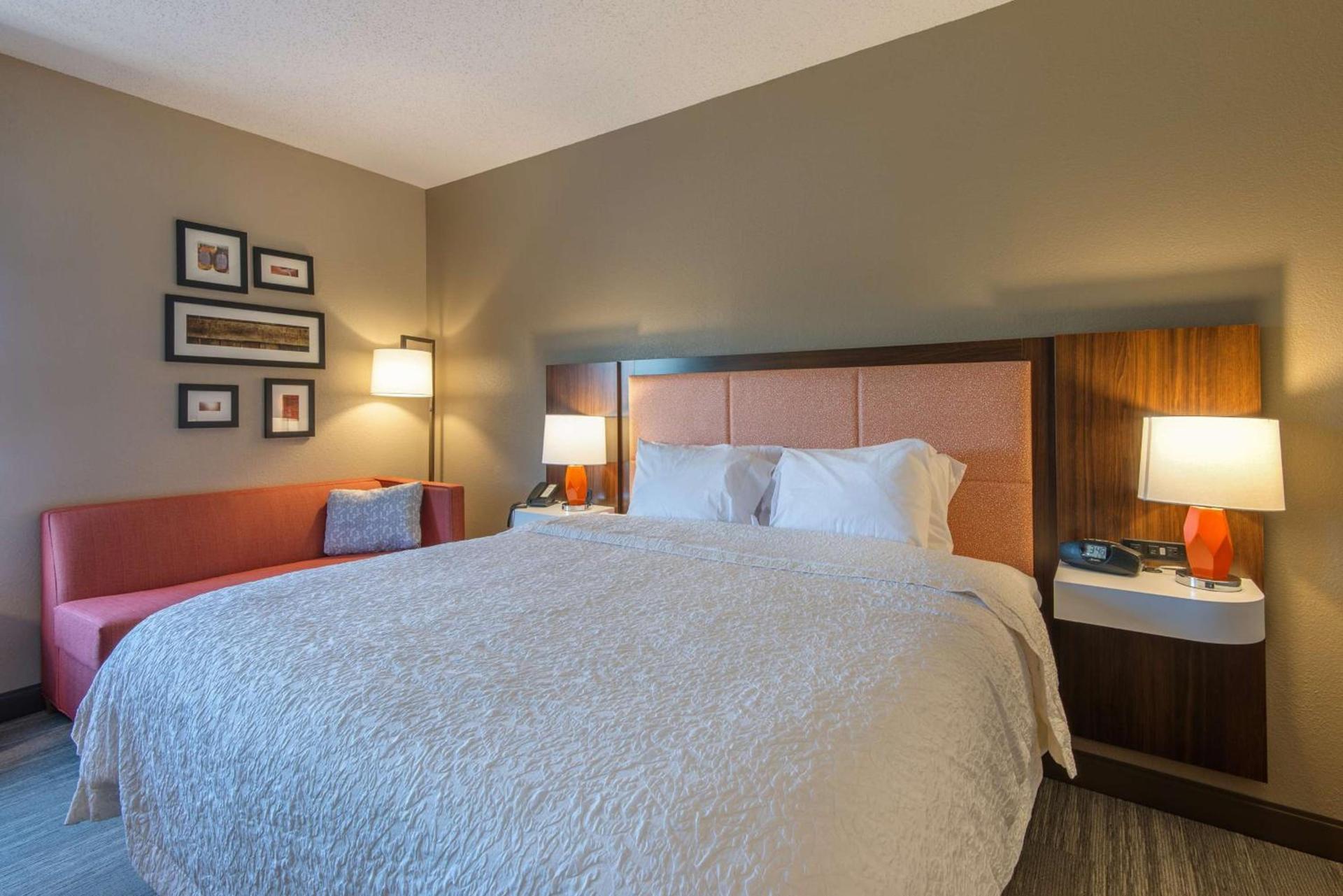 Hampton Inn Wilkesboro photo 20