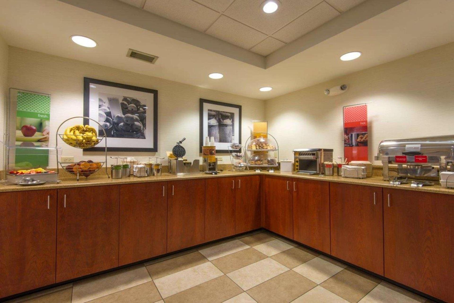 Hampton Inn White River Junction photo 19