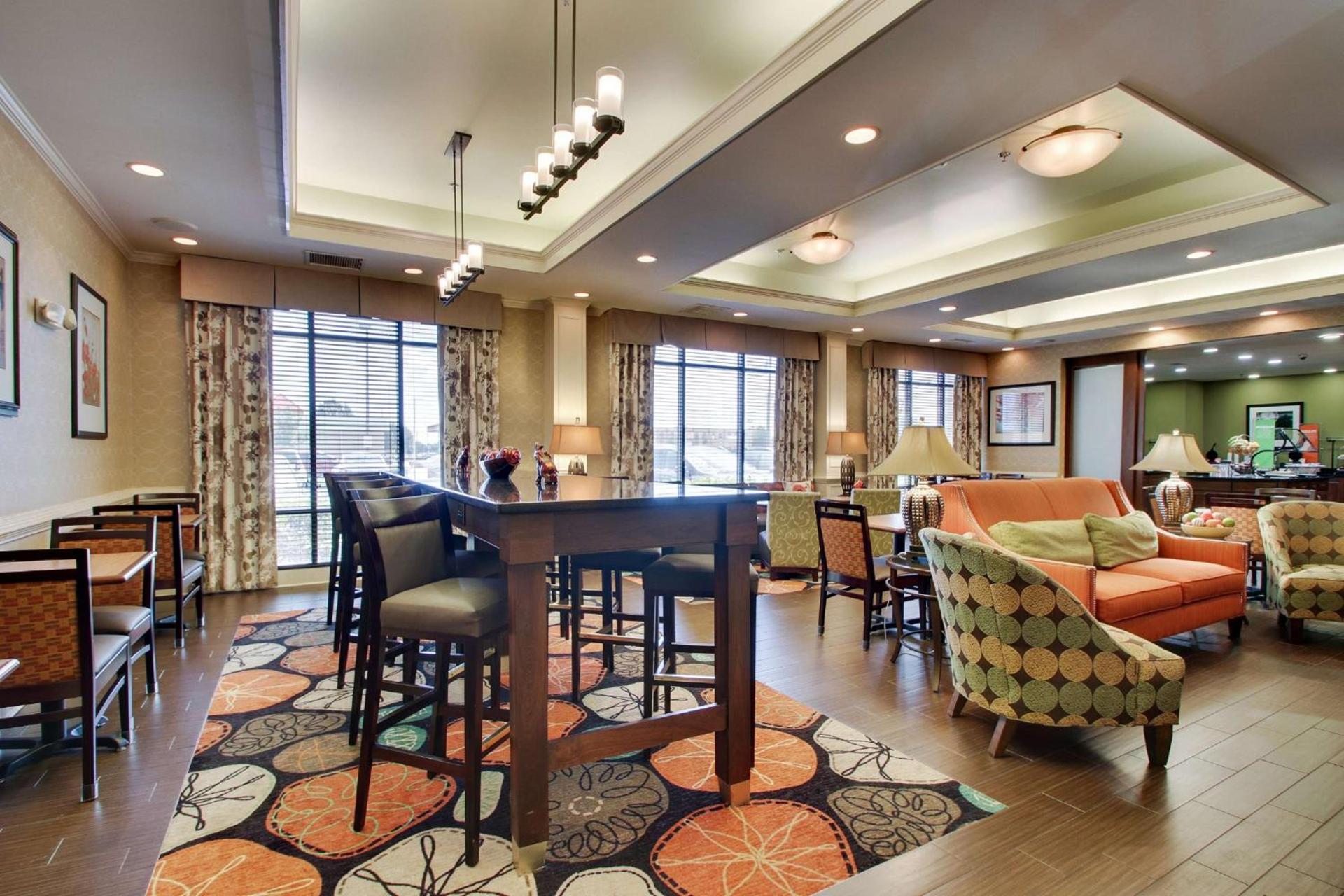Hampton Inn Warner Robins photo 5