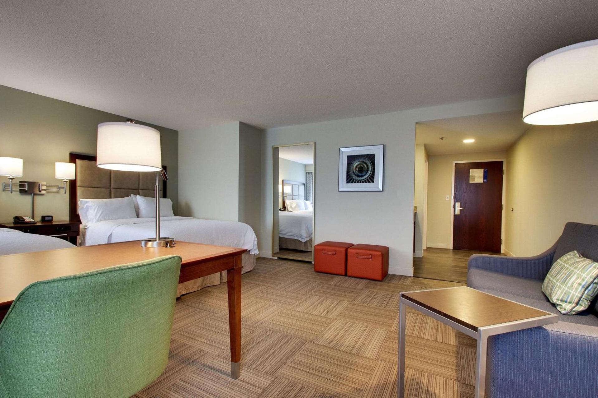 Hampton Inn Warner Robins photo 17