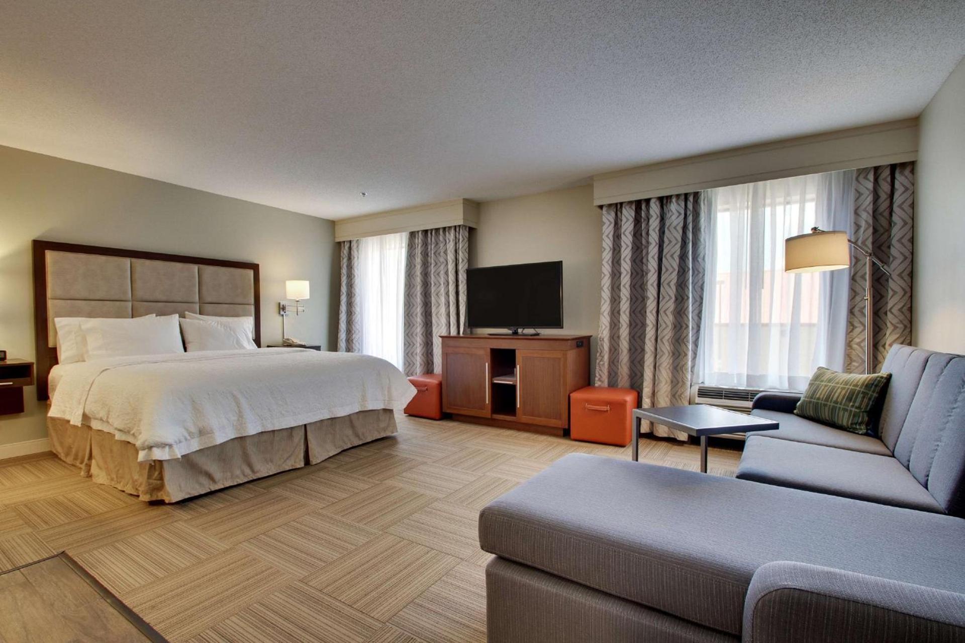 Hampton Inn Warner Robins photo 19