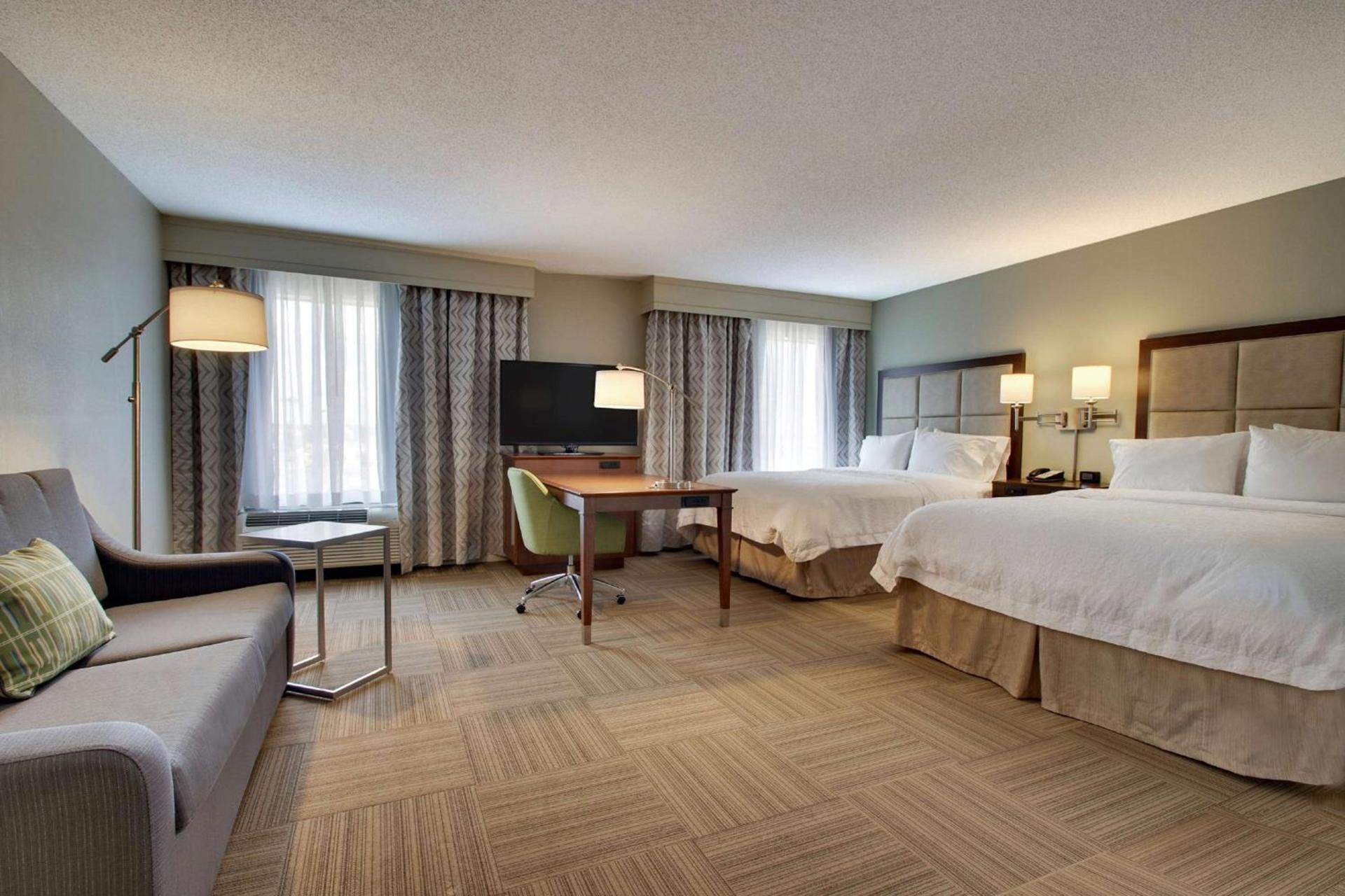 Hampton Inn Warner Robins photo 29