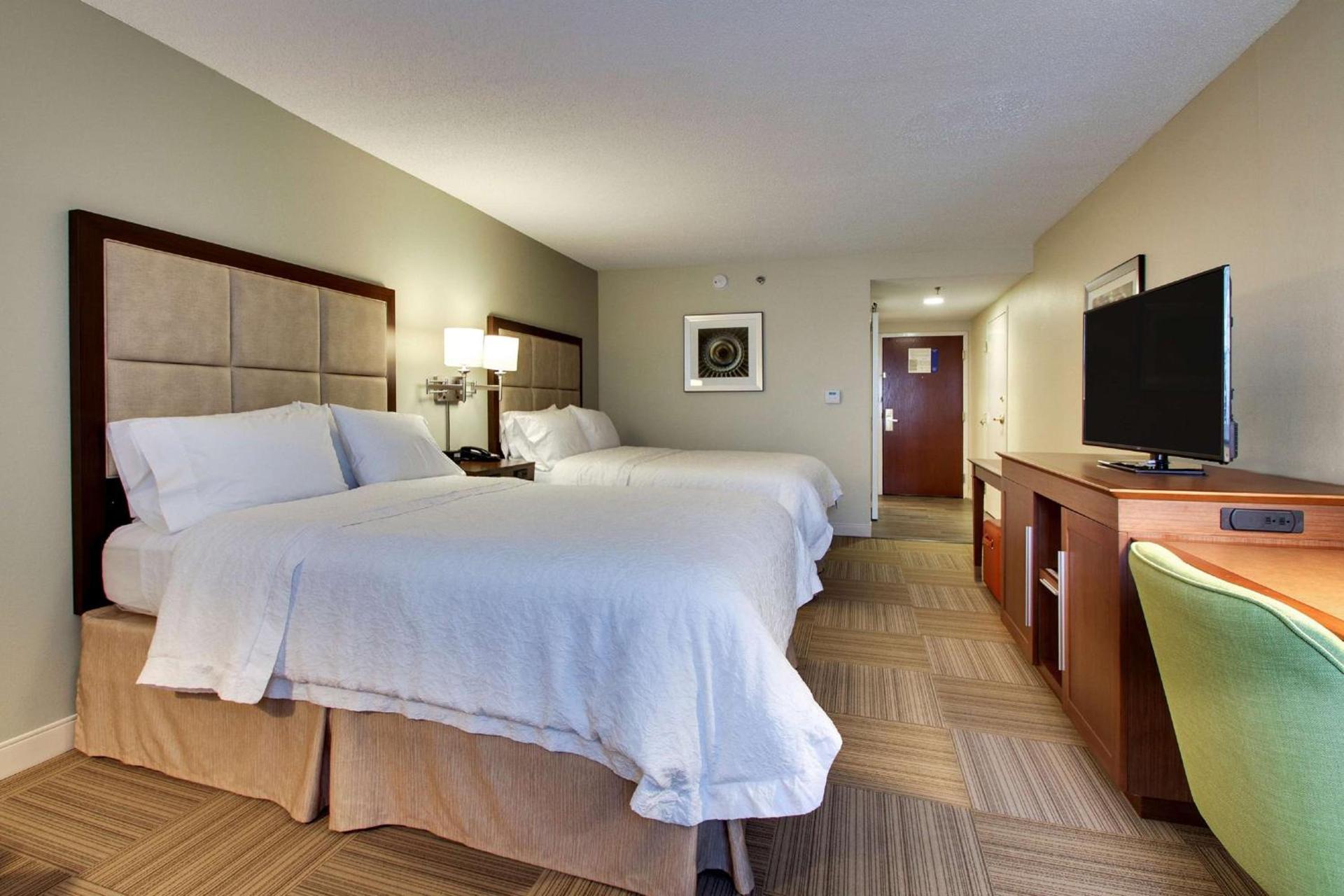 Hampton Inn Warner Robins photo 37