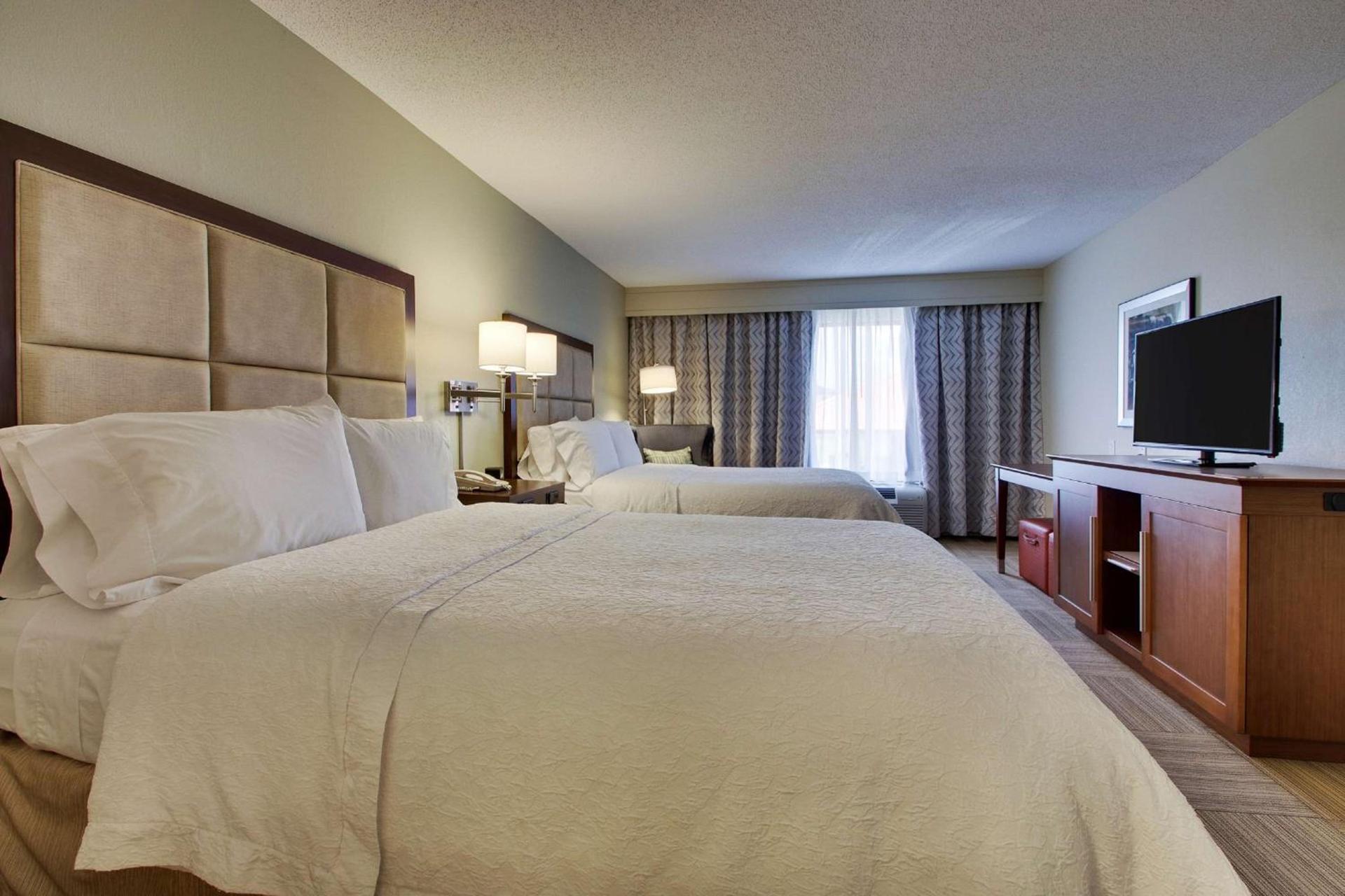 Hampton Inn Warner Robins photo 42