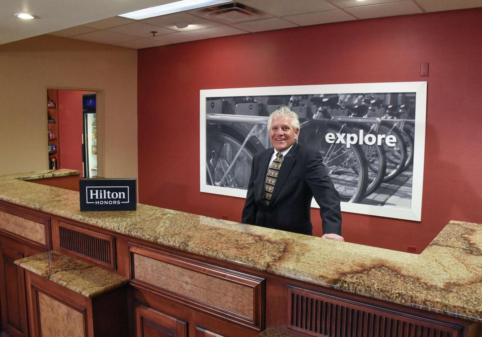 Hampton Inn & Suites Youngstown-Canfield photo 6