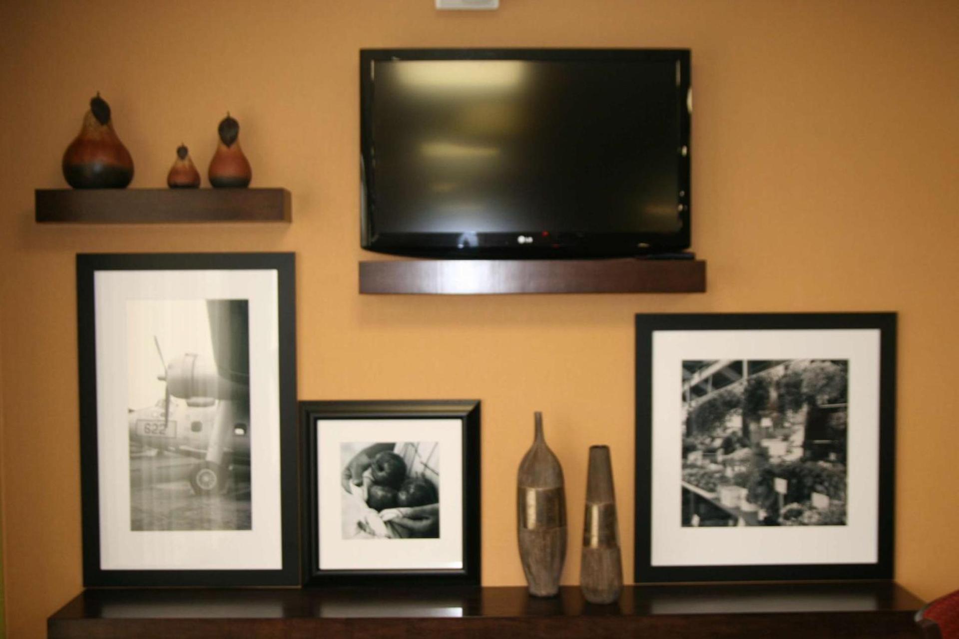 Hampton Inn Youngstown-North photo 10