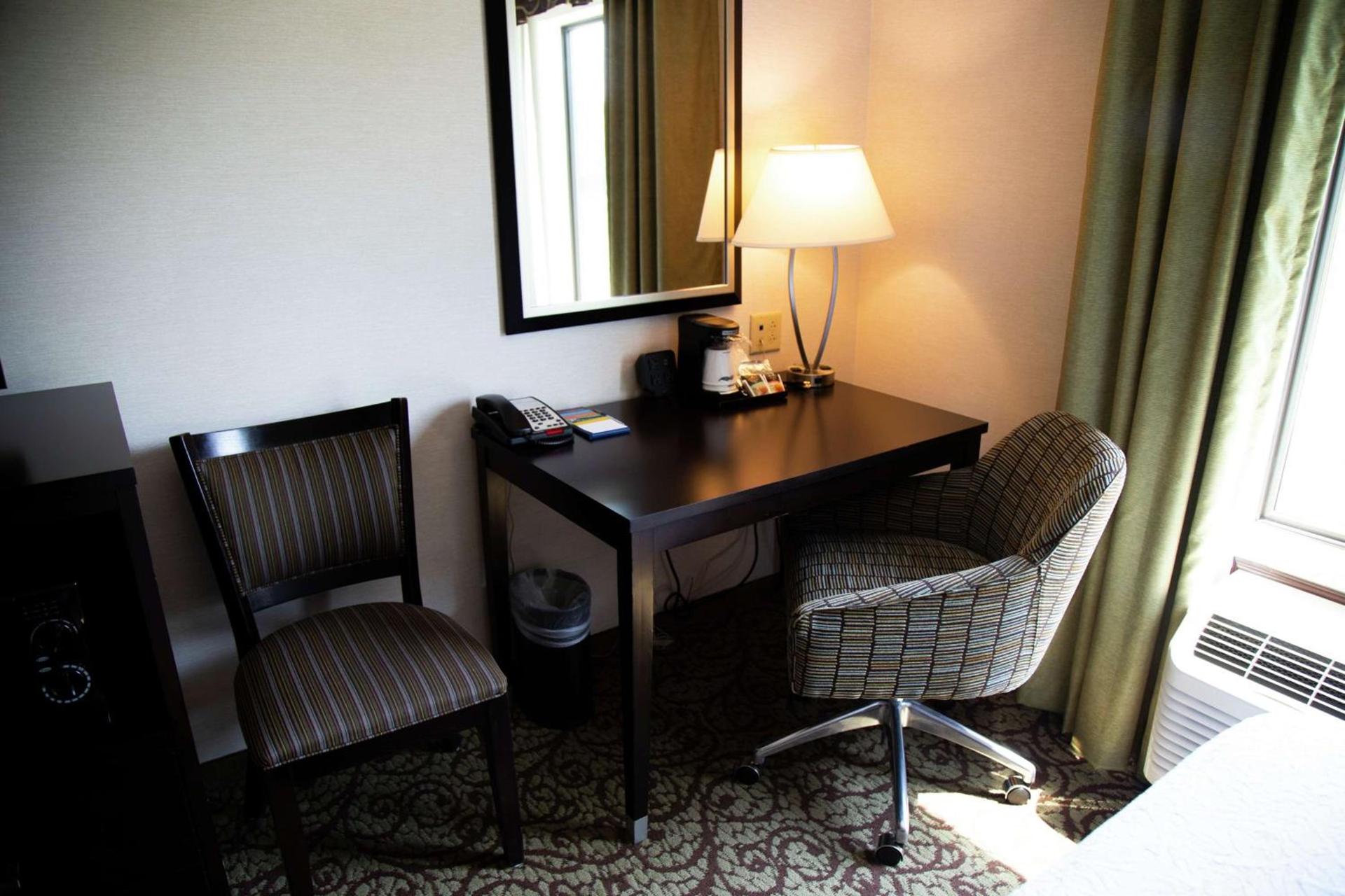 Hampton Inn & Suites Sharon photo 29