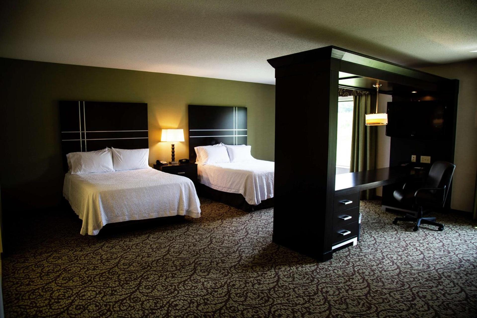 Hampton Inn & Suites Sharon photo 48