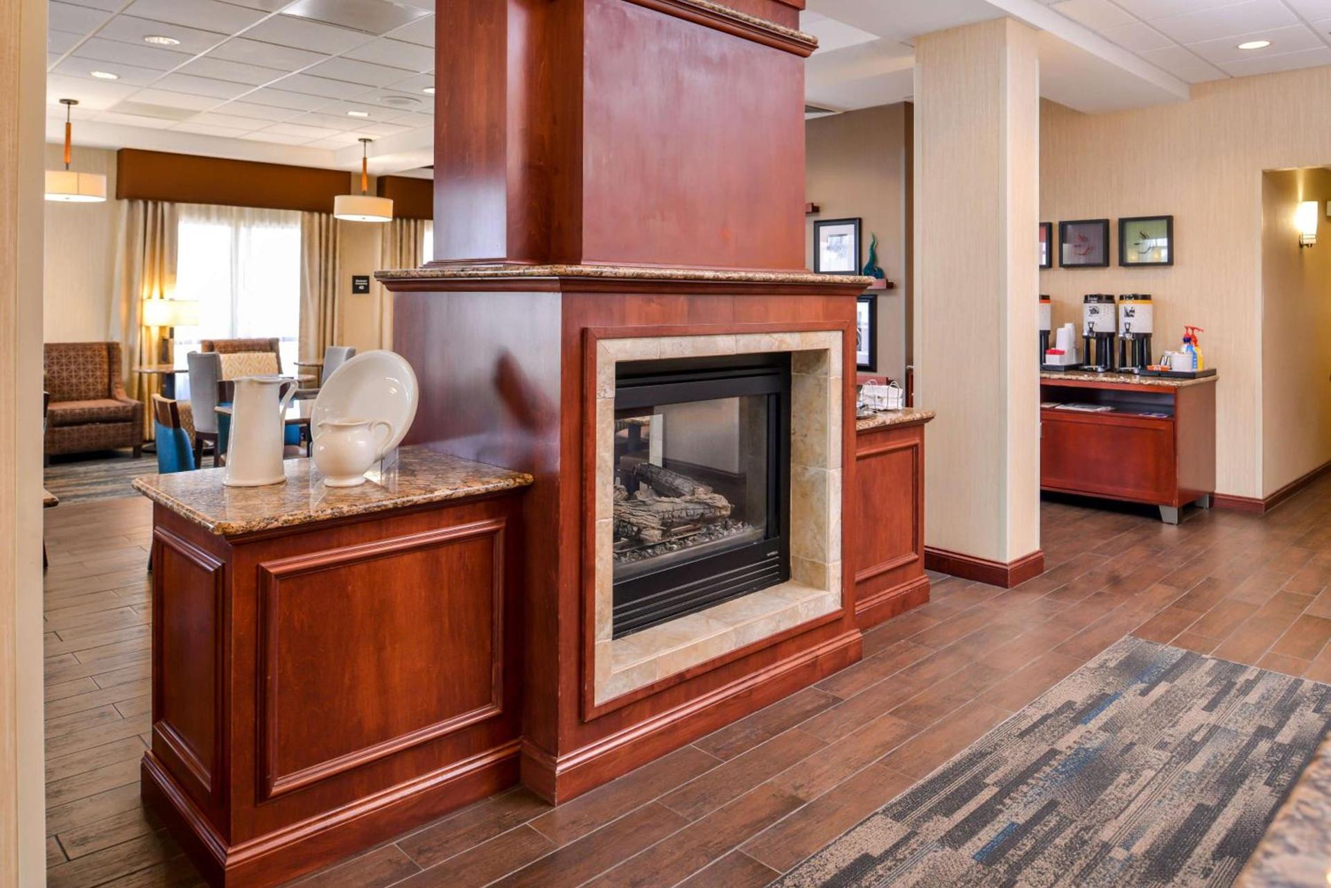 Hampton Inn York photo 7