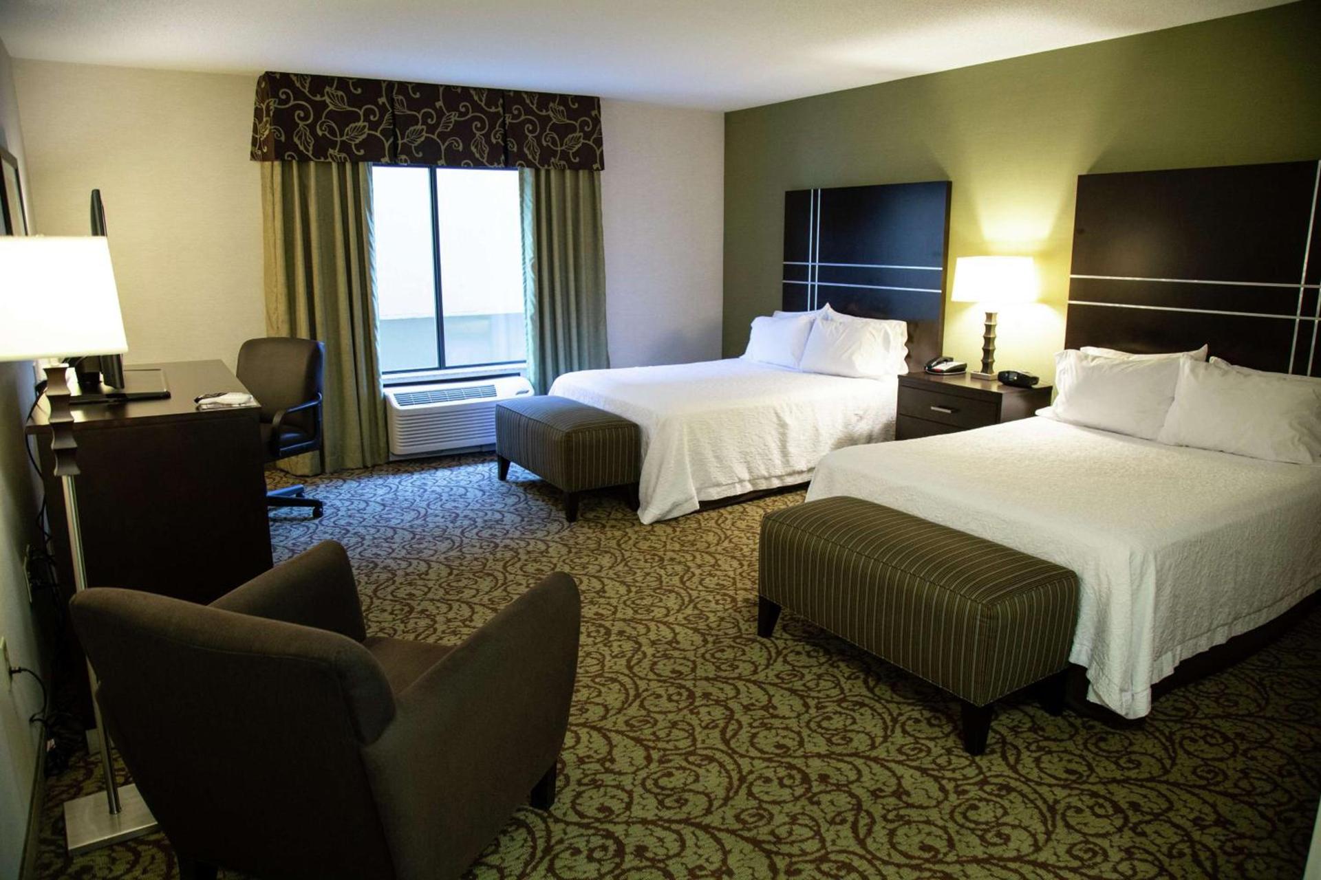 Hampton Inn & Suites Sharon photo 54