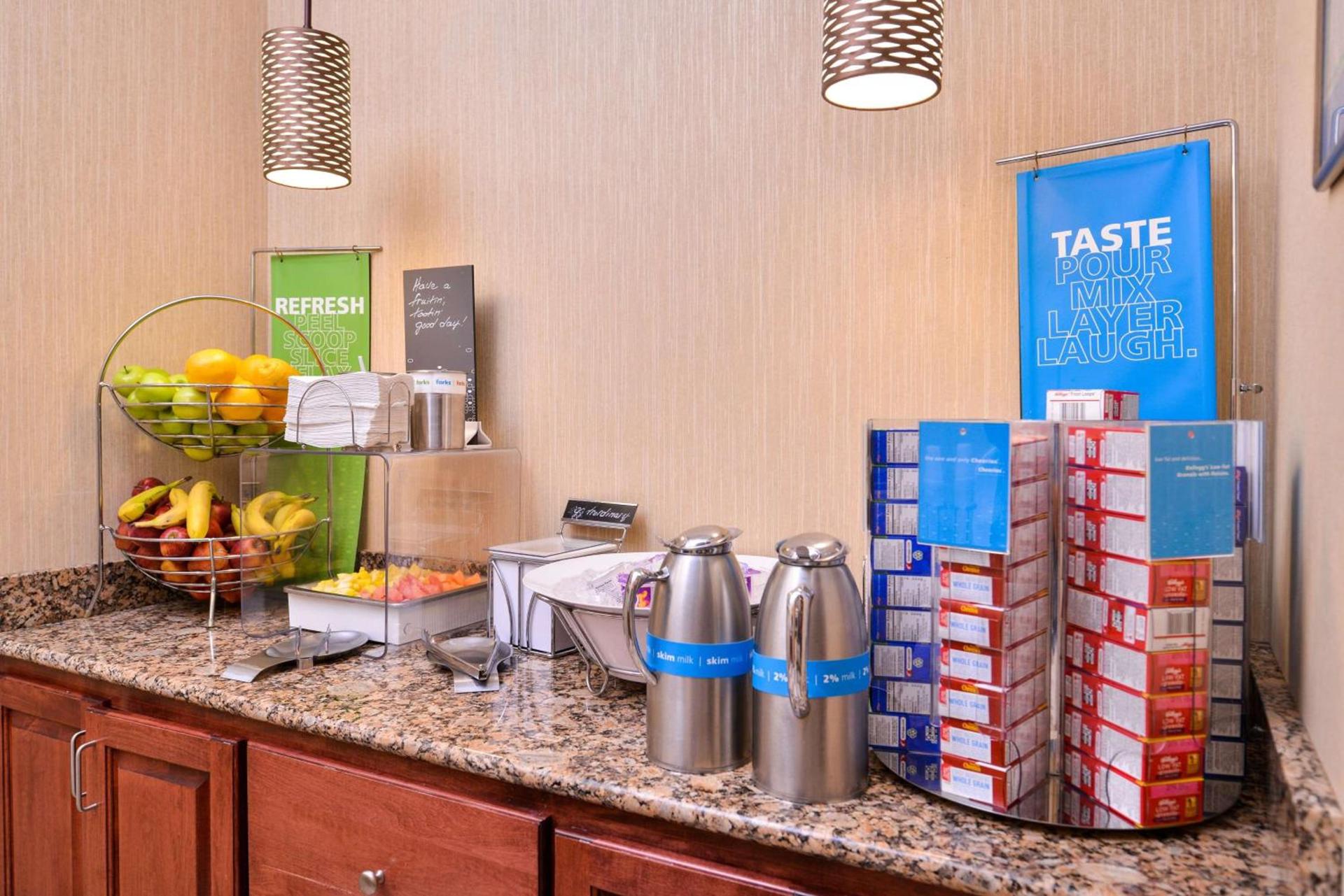 Hampton Inn York photo 12