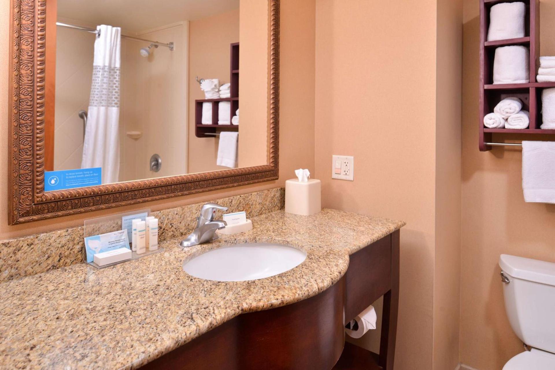 Hampton Inn York photo 18