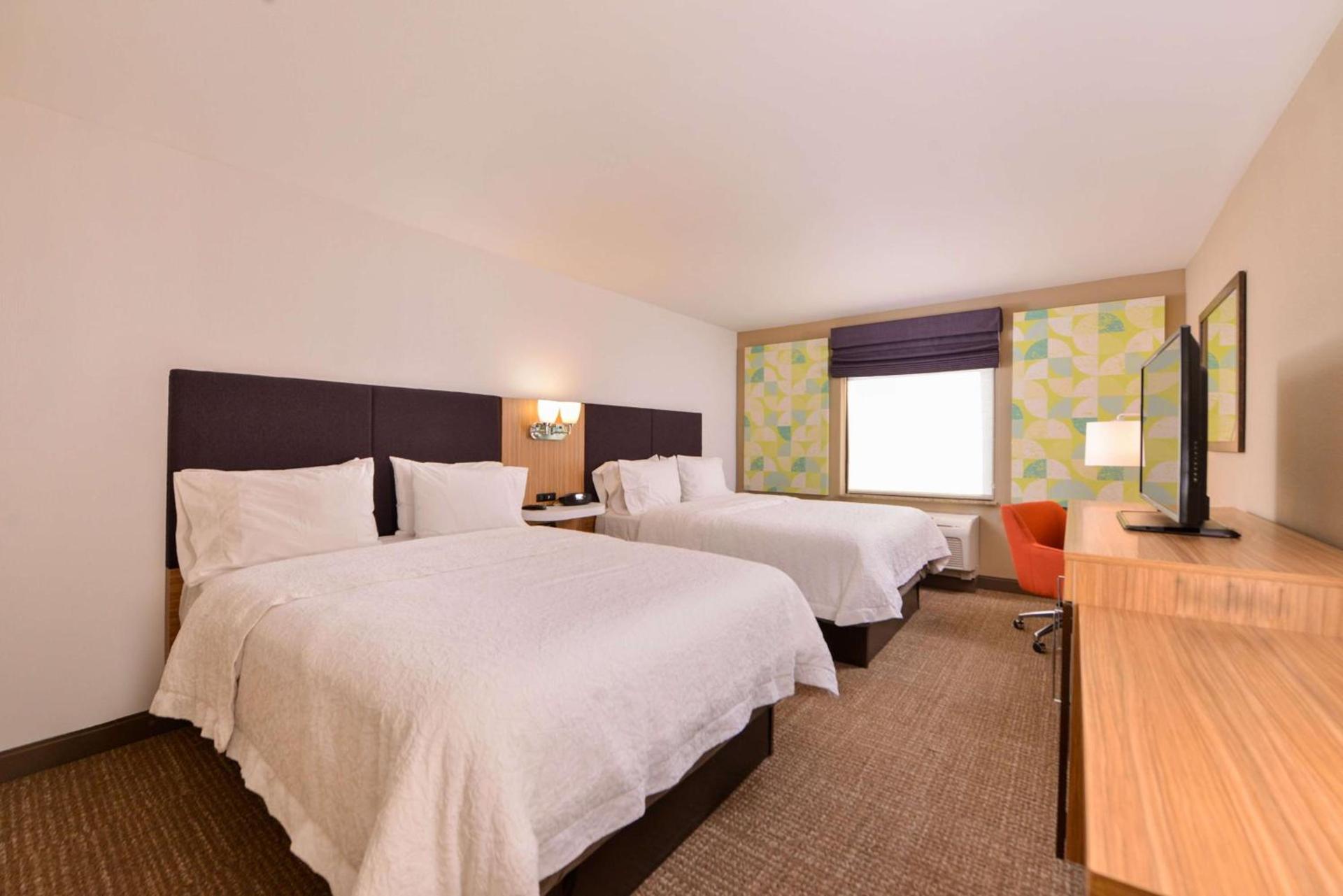 Hampton Inn York photo 30