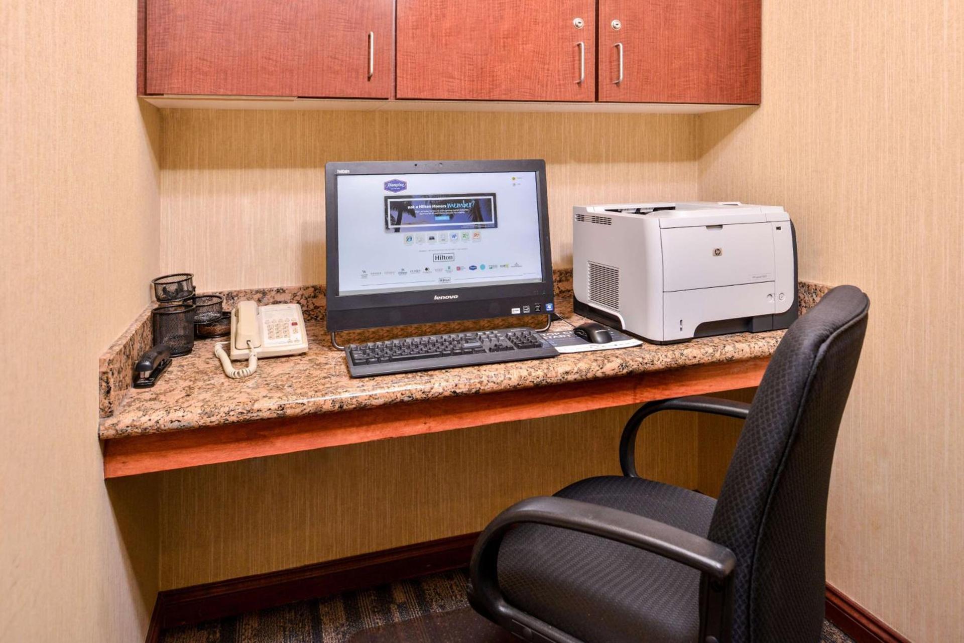 Hampton Inn York photo 35