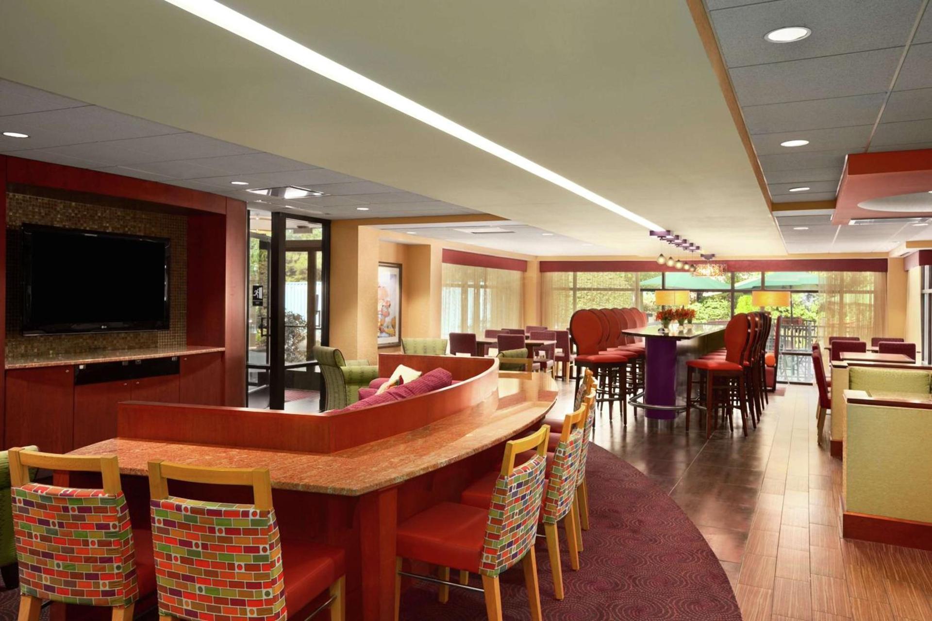 Hampton Inn - York photo 8