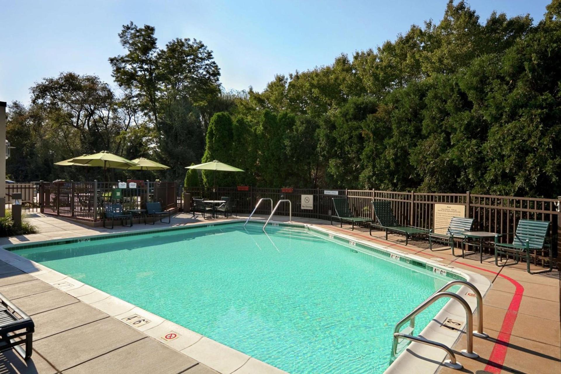 Hampton Inn - York photo 11