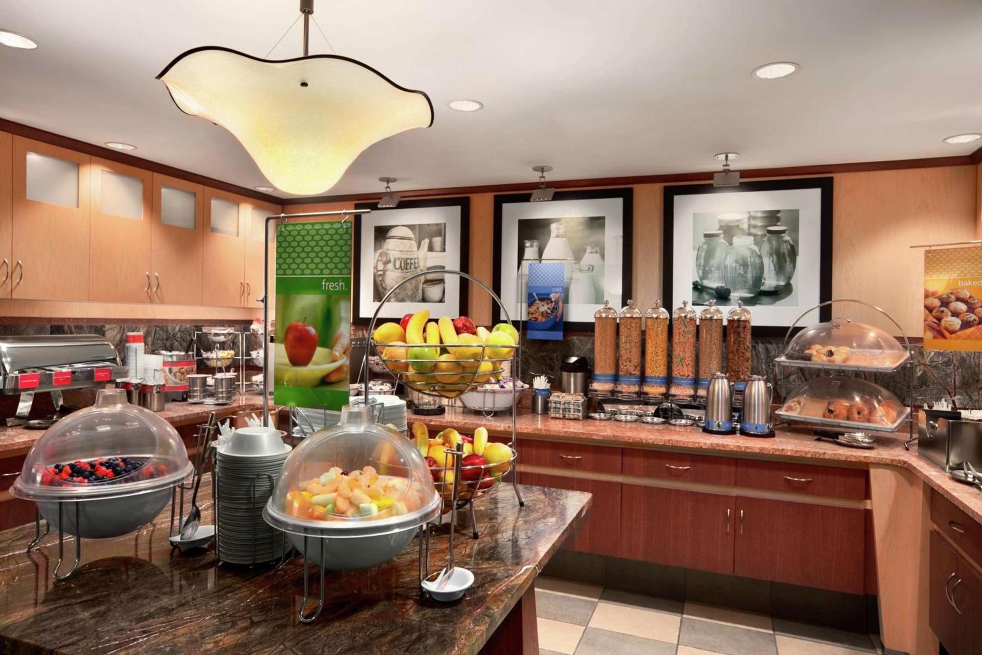 Hampton Inn - York photo 12