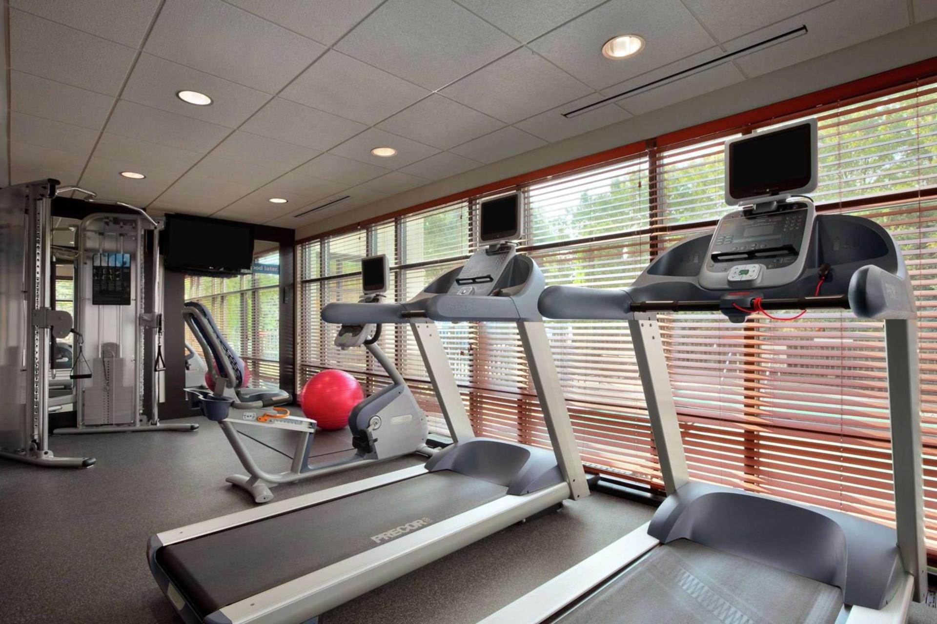 Hampton Inn - York photo 14