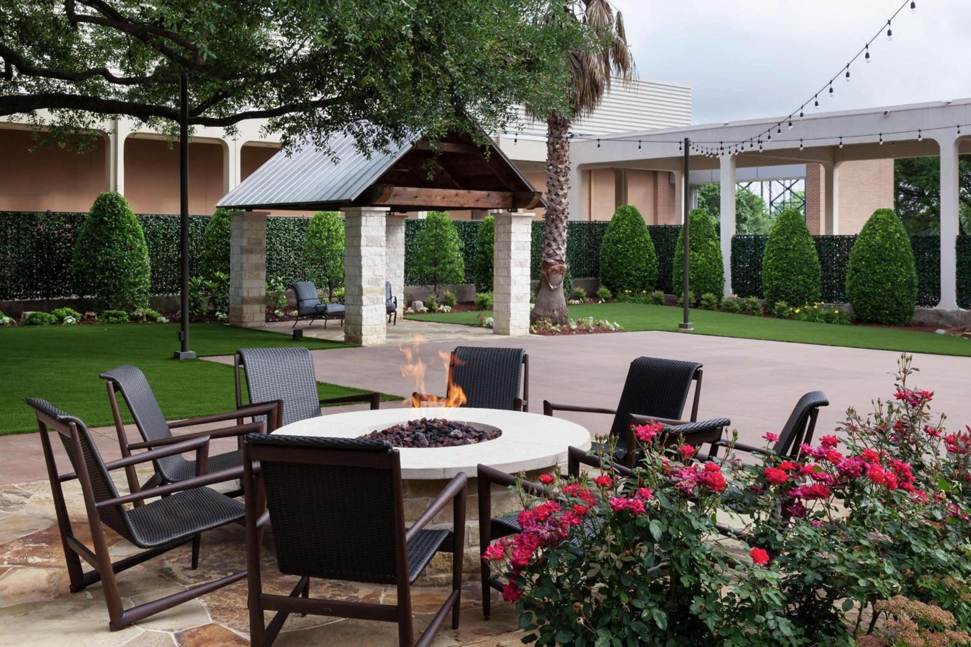 Hilton Waco photo 3