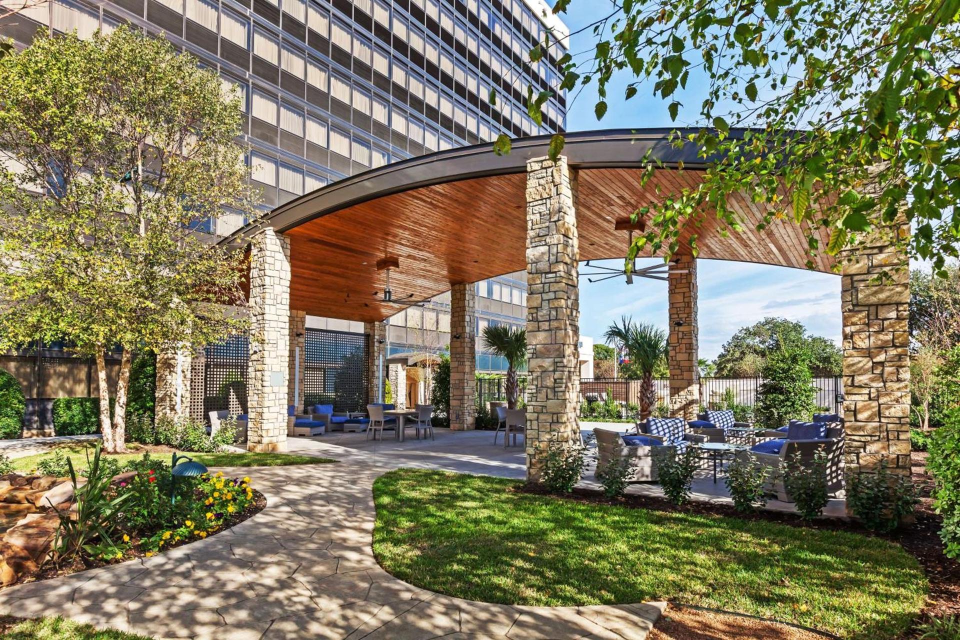 Hilton Waco photo 8