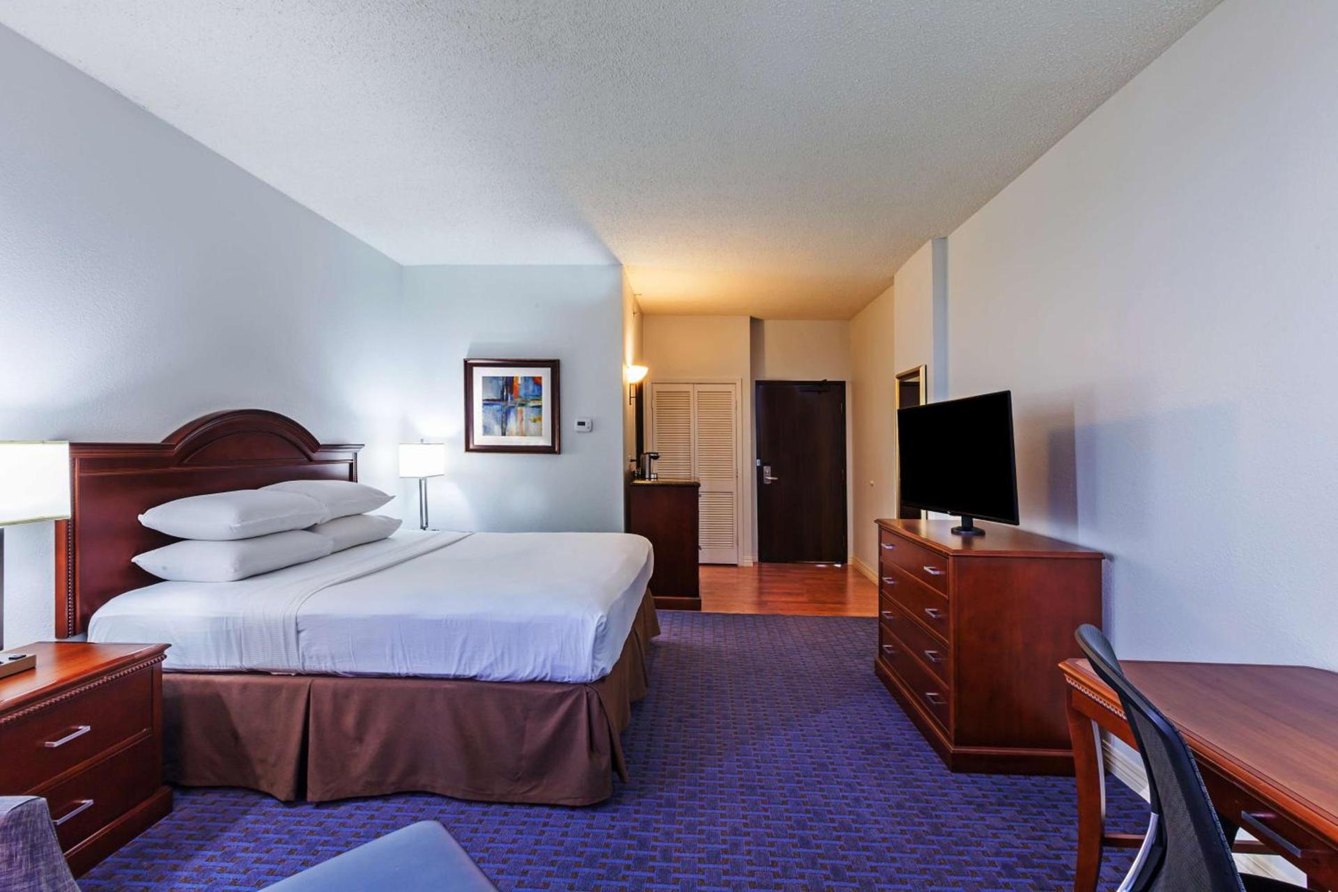 Hilton Waco photo 32