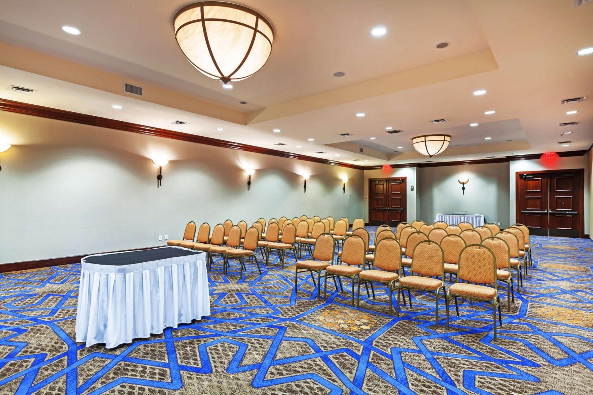 Hilton Waco photo 45