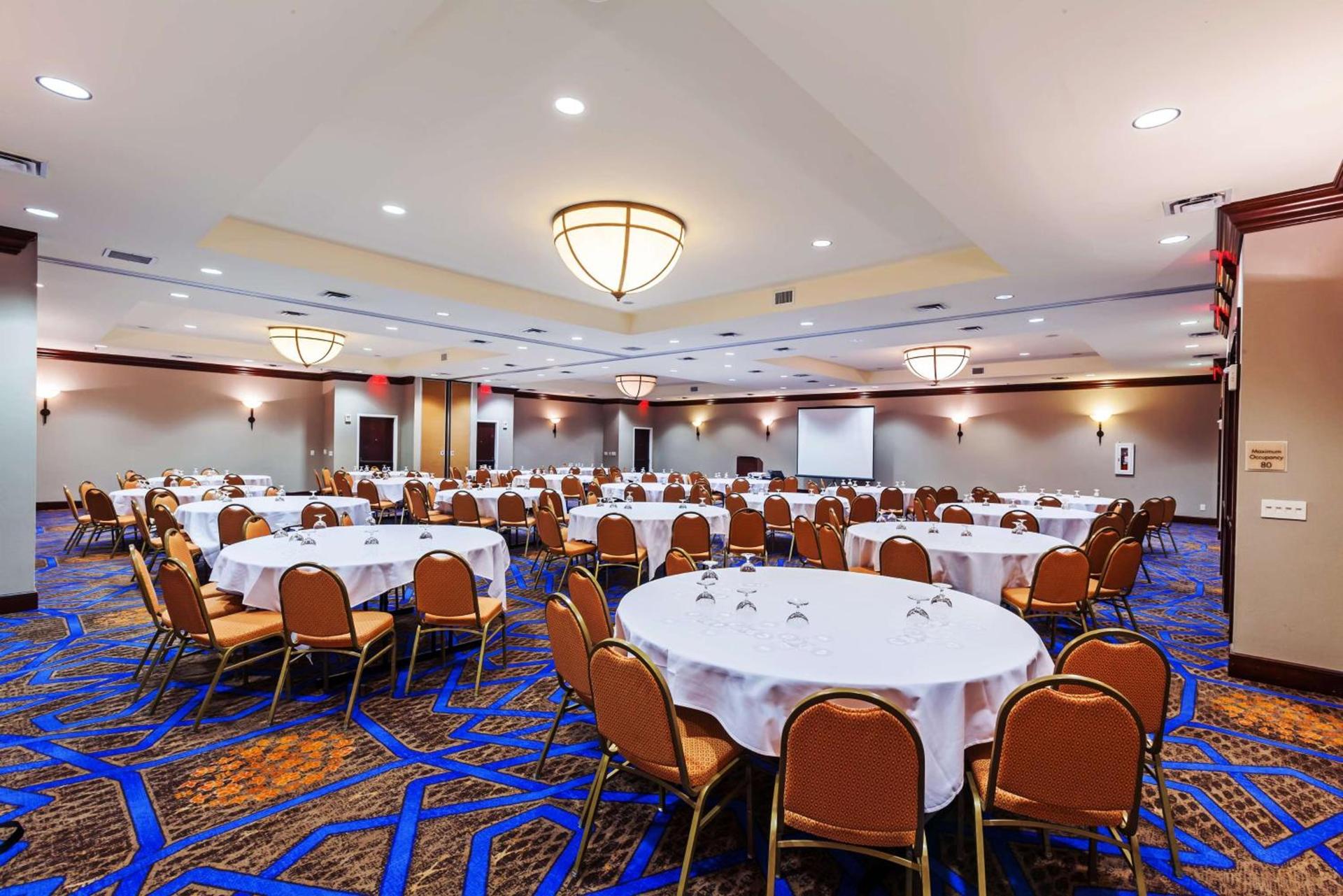Hilton Waco photo 50